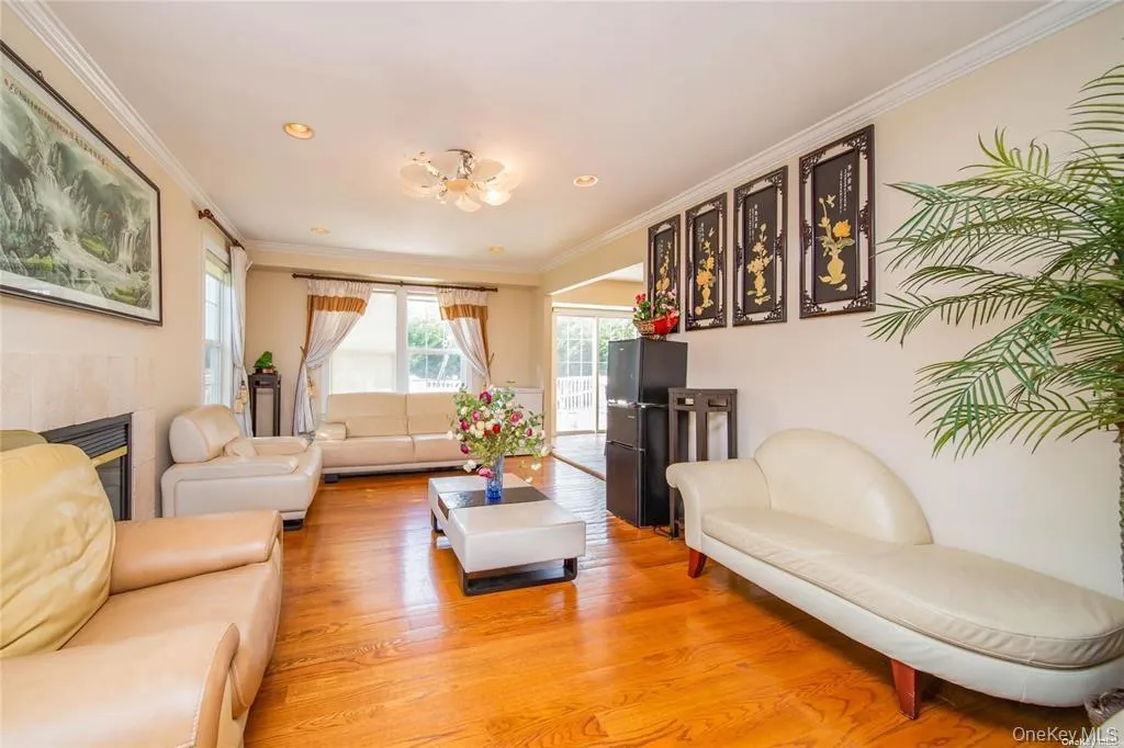66 Maple Street, North Hempstead, NY, 4 Bedrooms Bedrooms, 10 Rooms Rooms,3 BathroomsBathrooms,Residential,For Rent,Maple,0,1022632 66 Maple Street, North Hempstead, NY, 4 Bedrooms Bedrooms, 10 Rooms Rooms,3 BathroomsBathrooms,Residential,For Rent,Maple,0,1022632