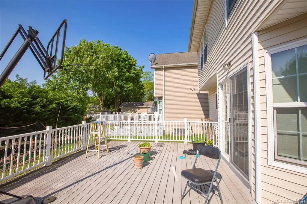 66 Maple Street, North Hempstead, NY, 4 Bedrooms Bedrooms, 10 Rooms Rooms,3 BathroomsBathrooms,Residential,For Rent,Maple,0,1022632 66 Maple Street, North Hempstead, NY, 4 Bedrooms Bedrooms, 10 Rooms Rooms,3 BathroomsBathrooms,Residential,For Rent,Maple,0,1022632