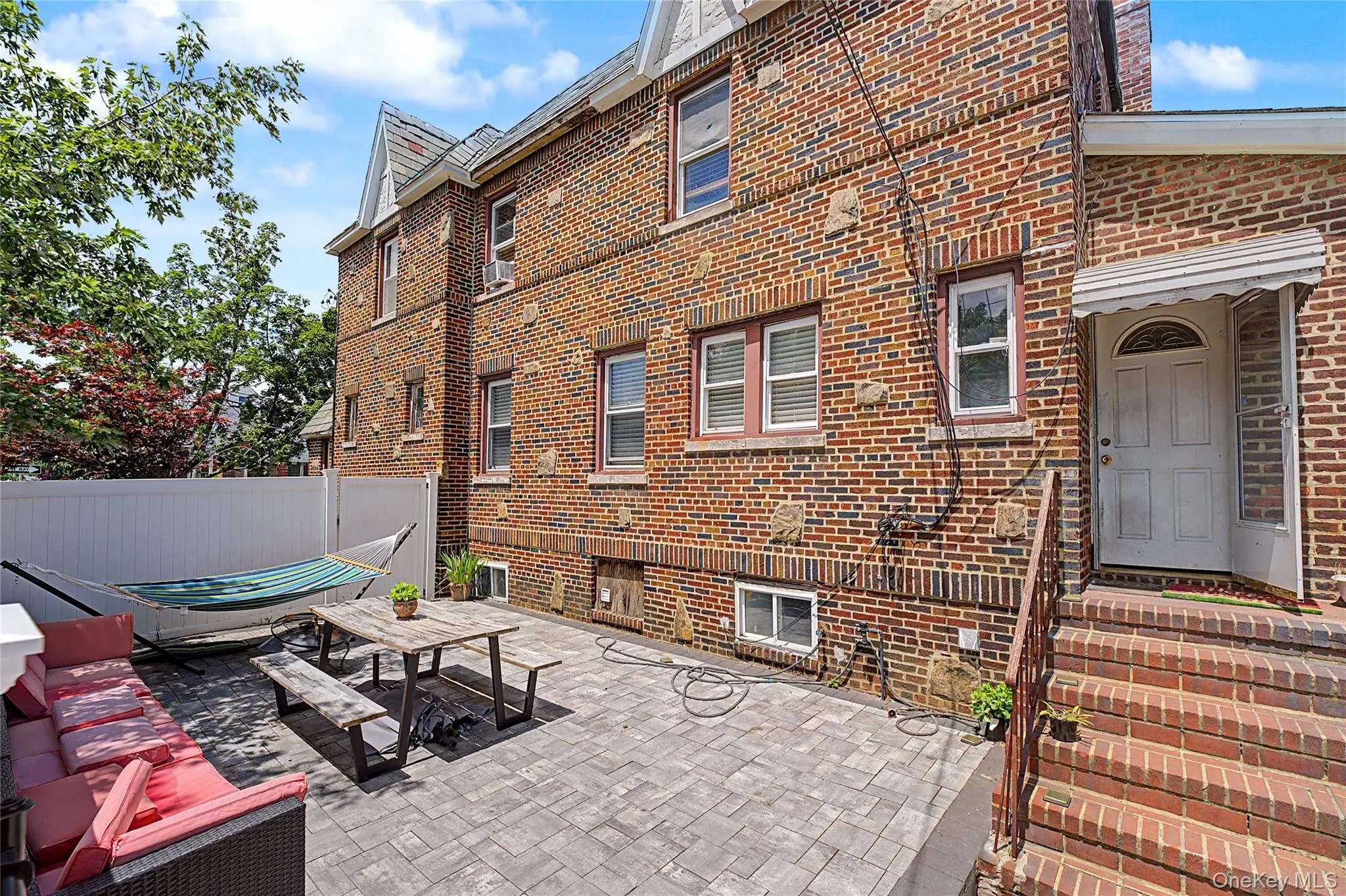 9327 244th Street, Hempstead, NY, 3 Bedrooms Bedrooms, 8 Rooms Rooms,1 BathroomBathrooms,Residential,For Rent,244th,0,1022633 9327 244th Street, Hempstead, NY, 3 Bedrooms Bedrooms, 8 Rooms Rooms,1 BathroomBathrooms,Residential,For Rent,244th,0,1022633