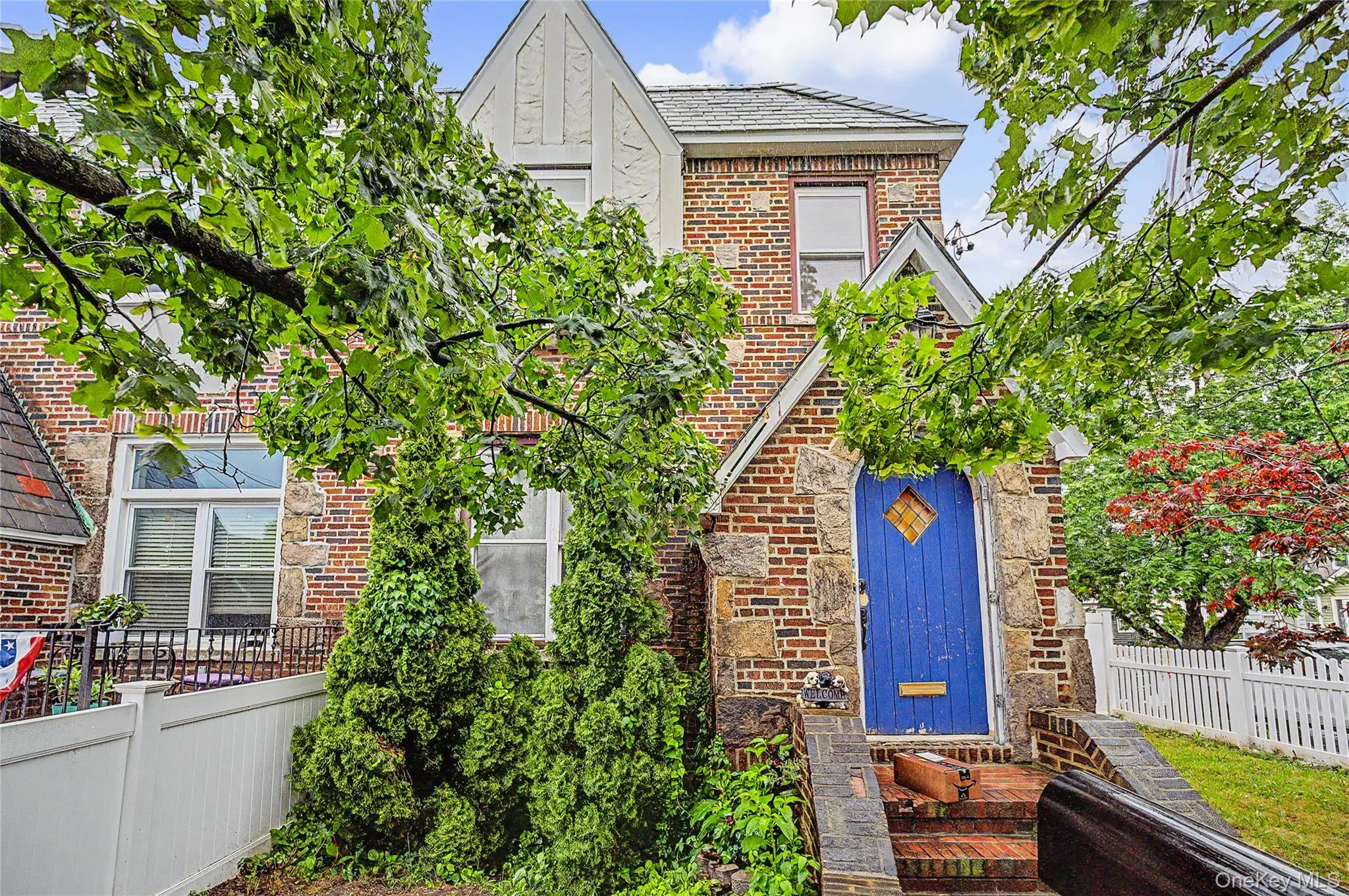 9327 244th Street, Hempstead, NY, 3 Bedrooms Bedrooms, 8 Rooms Rooms,1 BathroomBathrooms,Residential,For Rent,244th,0,1022633 9327 244th Street, Hempstead, NY, 3 Bedrooms Bedrooms, 8 Rooms Rooms,1 BathroomBathrooms,Residential,For Rent,244th,0,1022633