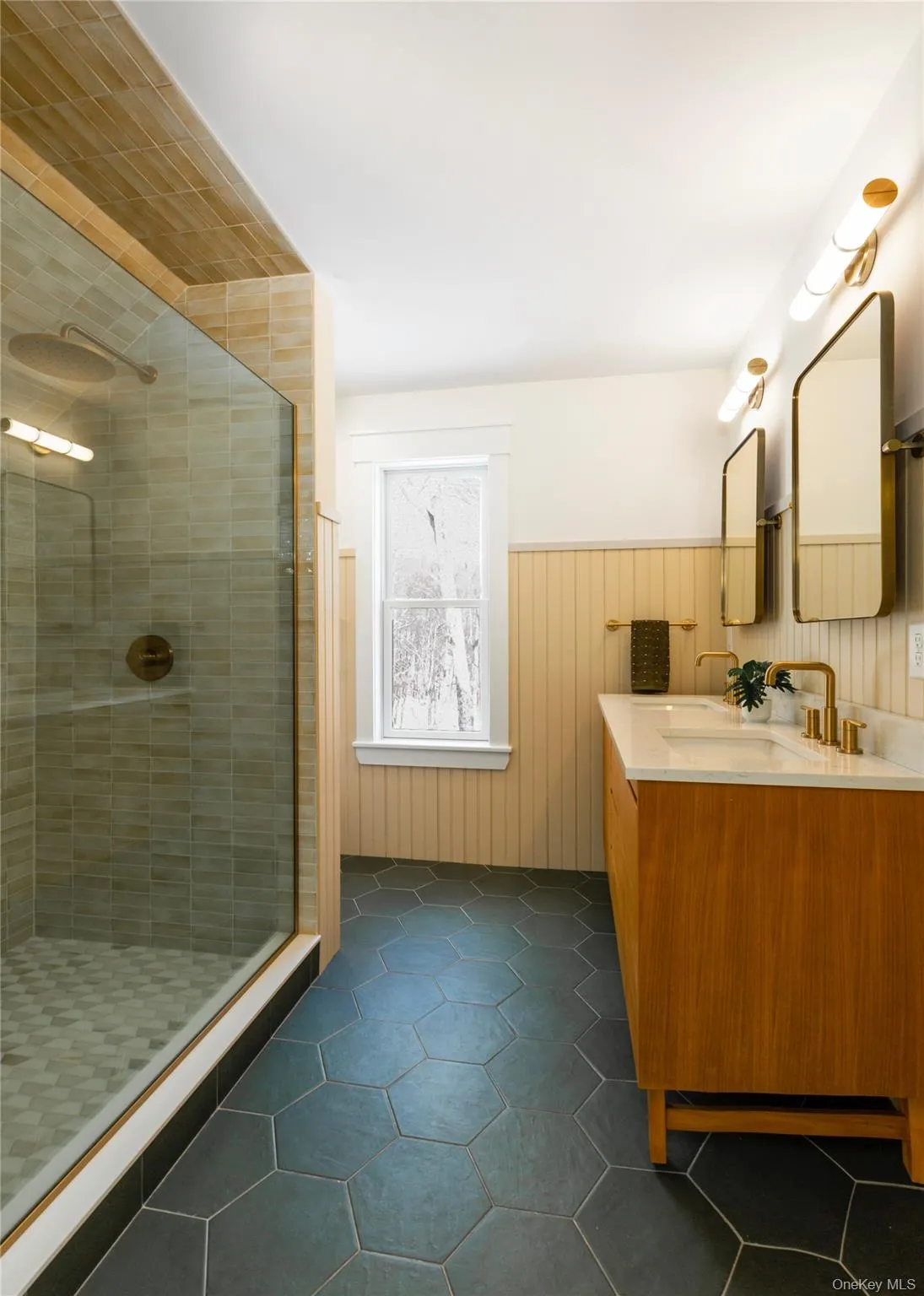 368 Marl Road, Shawangunk, NY, 4 Bedrooms Bedrooms, 10 Rooms Rooms,3 BathroomsBathrooms,Residential,For Rent,Marl,0,1022639 368 Marl Road, Shawangunk, NY, 4 Bedrooms Bedrooms, 10 Rooms Rooms,3 BathroomsBathrooms,Residential,For Rent,Marl,0,1022639