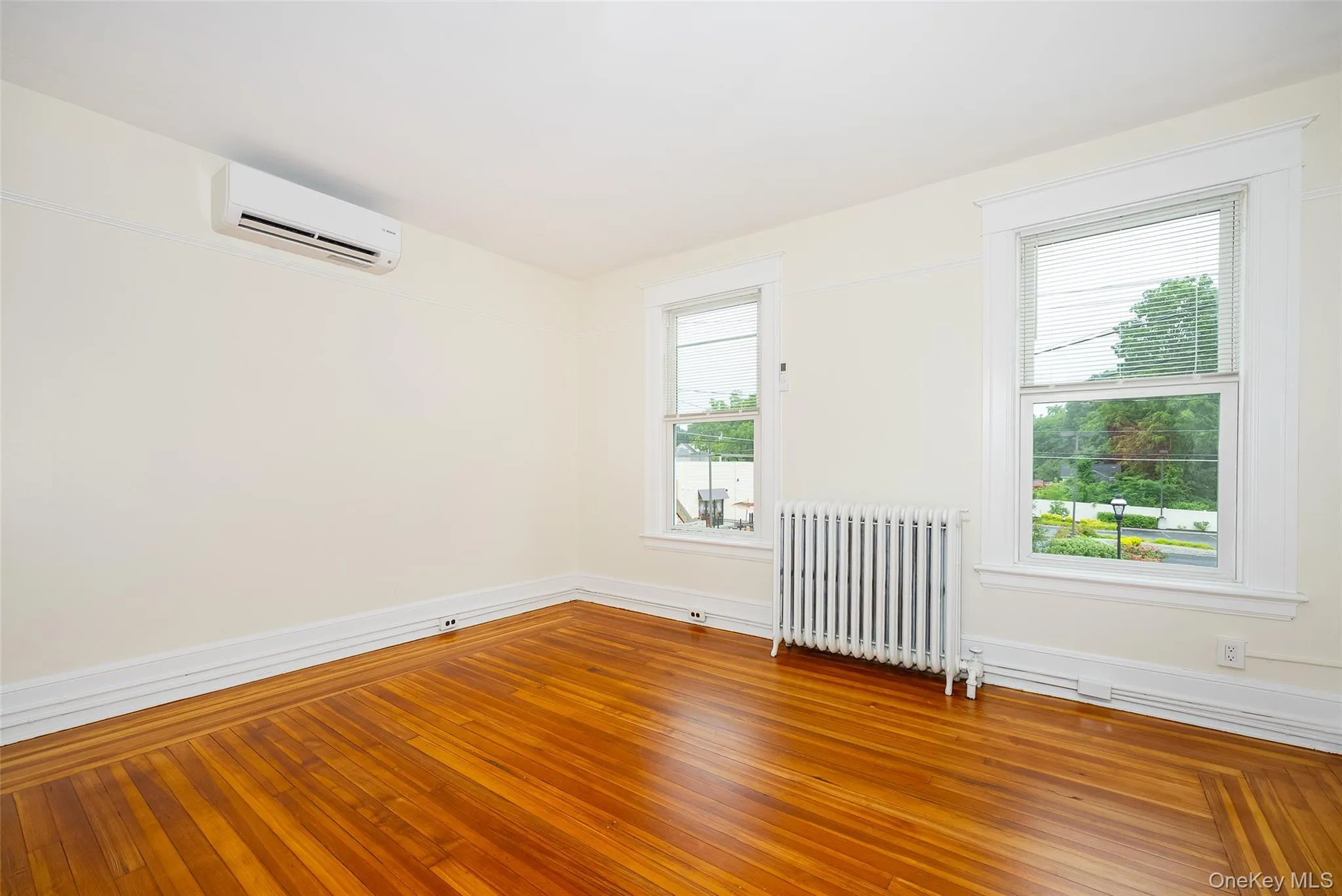 759 Main Street, Poughkeepsie, NY, 3 Bedrooms Bedrooms, 5 Rooms Rooms,1 BathroomBathrooms,Residential Lease,For Rent,Main,0,1022642 759 Main Street, Poughkeepsie, NY, 3 Bedrooms Bedrooms, 5 Rooms Rooms,1 BathroomBathrooms,Residential Lease,For Rent,Main,0,1022642