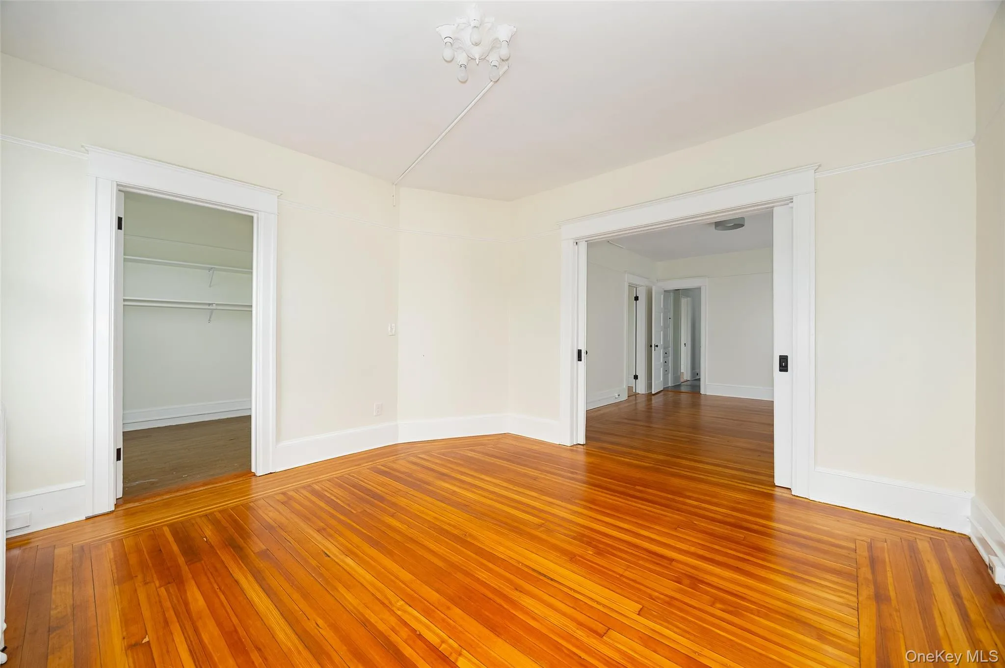 759 Main Street, Poughkeepsie, NY, 3 Bedrooms Bedrooms, 5 Rooms Rooms,1 BathroomBathrooms,Residential Lease,For Rent,Main,0,1022642 759 Main Street, Poughkeepsie, NY, 3 Bedrooms Bedrooms, 5 Rooms Rooms,1 BathroomBathrooms,Residential Lease,For Rent,Main,0,1022642