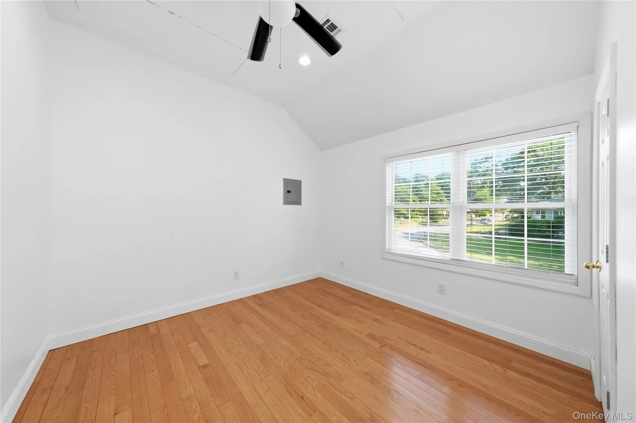 65 Peconic Street, Brookhaven, NY, 4 Bedrooms Bedrooms, 12 Rooms Rooms,4 BathroomsBathrooms,Residential,For Rent,Peconic,0,1022644 65 Peconic Street, Brookhaven, NY, 4 Bedrooms Bedrooms, 12 Rooms Rooms,4 BathroomsBathrooms,Residential,For Rent,Peconic,0,1022644