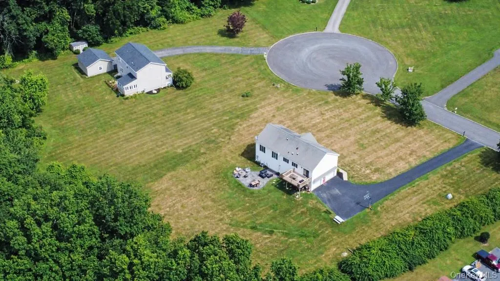 71 Dellwood Court, Minisink, NY, 4 Bedrooms Bedrooms, 8 Rooms Rooms,3 BathroomsBathrooms,Residential,For Rent,Dellwood,0,1022645 71 Dellwood Court, Minisink, NY, 4 Bedrooms Bedrooms, 8 Rooms Rooms,3 BathroomsBathrooms,Residential,For Rent,Dellwood,0,1022645