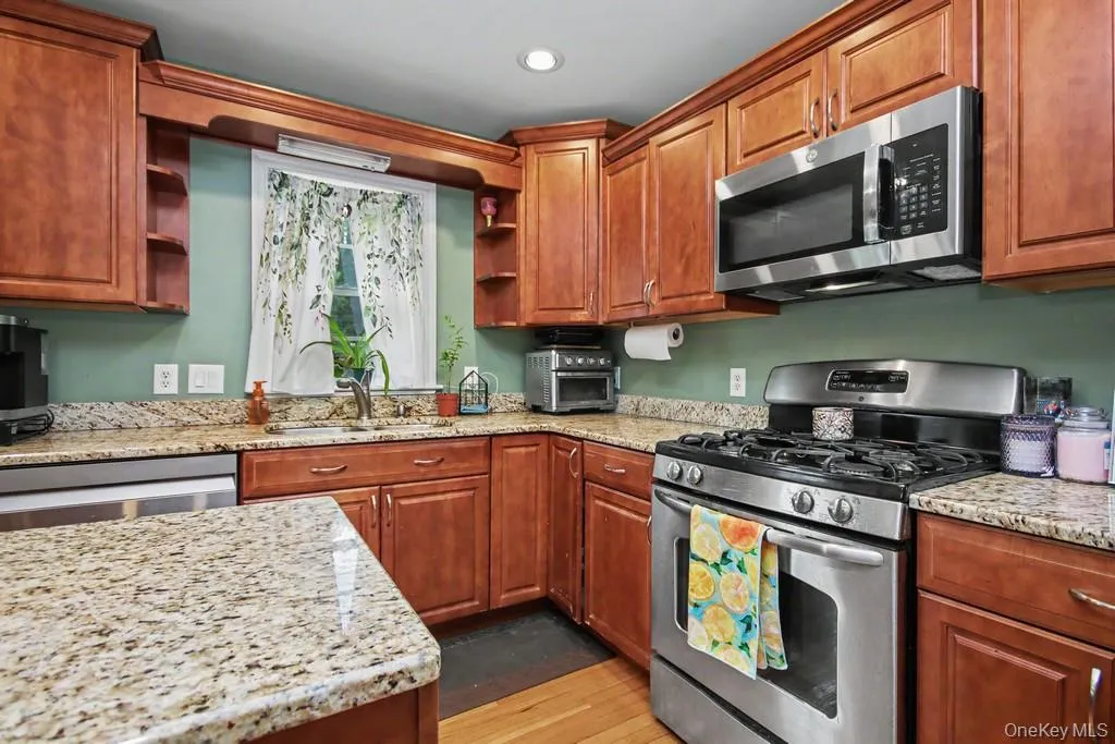 71 Dellwood Court, Minisink, NY, 4 Bedrooms Bedrooms, 8 Rooms Rooms,3 BathroomsBathrooms,Residential,For Rent,Dellwood,0,1022645 71 Dellwood Court, Minisink, NY, 4 Bedrooms Bedrooms, 8 Rooms Rooms,3 BathroomsBathrooms,Residential,For Rent,Dellwood,0,1022645