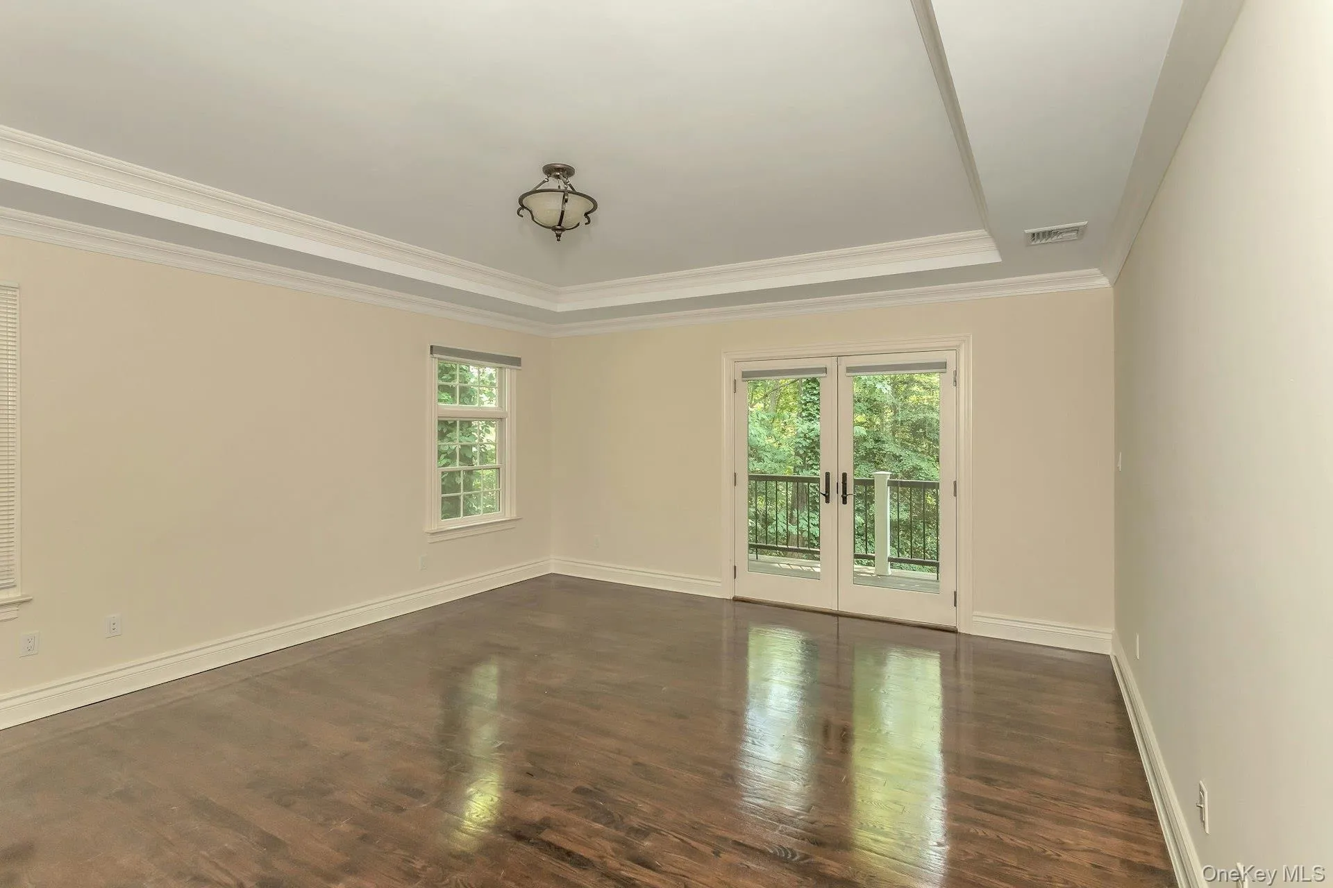 10 Laurel Cove Road, Oyster Bay, NY, 4 Bedrooms Bedrooms, 9 Rooms Rooms,3 BathroomsBathrooms,Residential,For Rent,Laurel Cove,0,1022649 10 Laurel Cove Road, Oyster Bay, NY, 4 Bedrooms Bedrooms, 9 Rooms Rooms,3 BathroomsBathrooms,Residential,For Rent,Laurel Cove,0,1022649