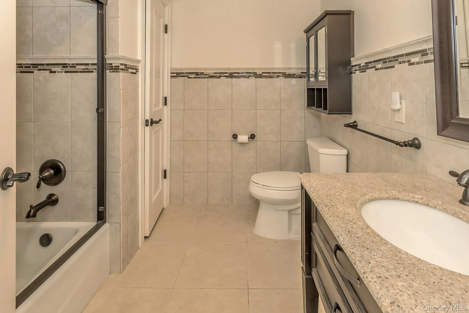 10 Laurel Cove Road, Oyster Bay, NY, 4 Bedrooms Bedrooms, 9 Rooms Rooms,3 BathroomsBathrooms,Residential,For Rent,Laurel Cove,0,1022649 10 Laurel Cove Road, Oyster Bay, NY, 4 Bedrooms Bedrooms, 9 Rooms Rooms,3 BathroomsBathrooms,Residential,For Rent,Laurel Cove,0,1022649