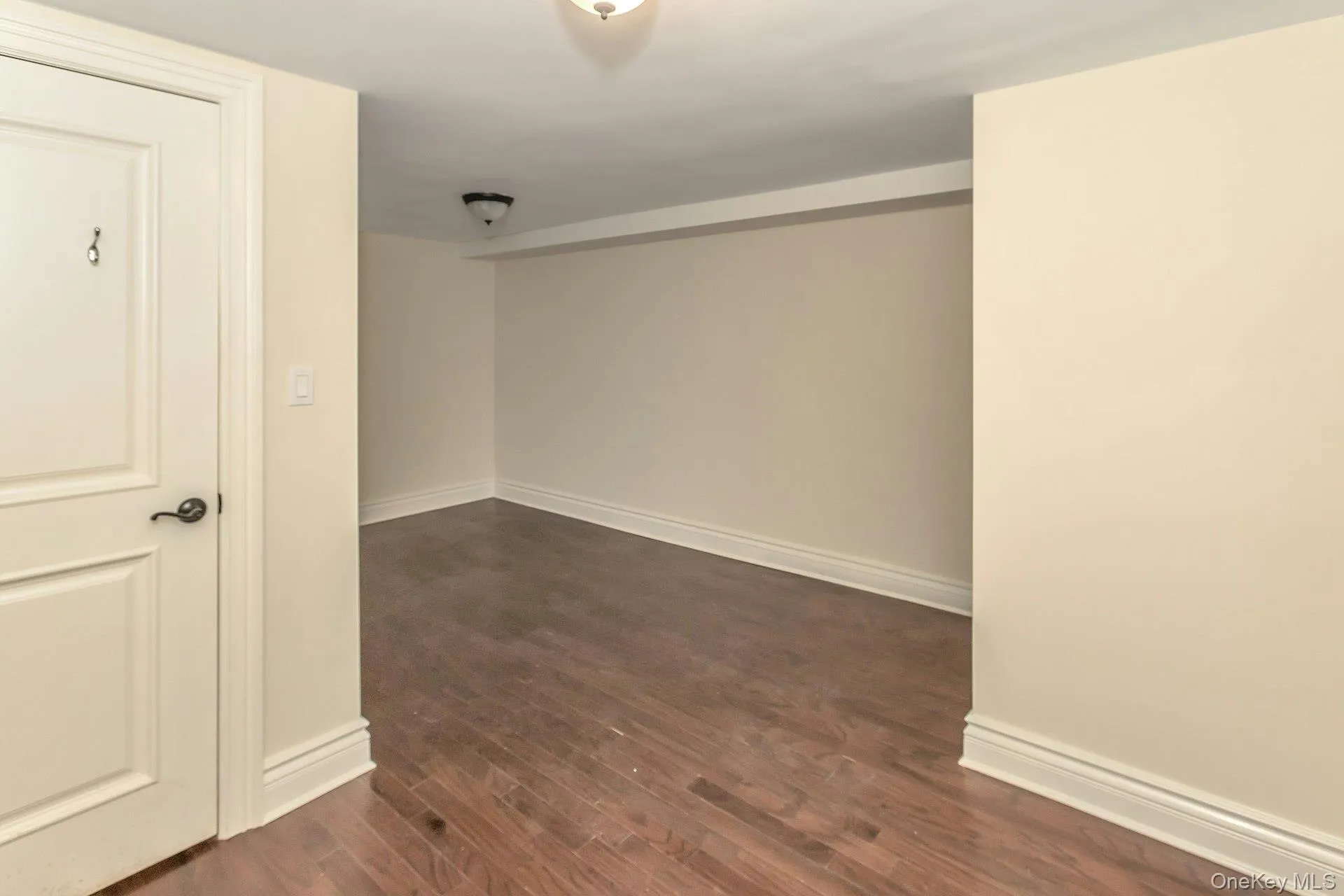 10 Laurel Cove Road, Oyster Bay, NY, 4 Bedrooms Bedrooms, 9 Rooms Rooms,3 BathroomsBathrooms,Residential,For Rent,Laurel Cove,0,1022649 10 Laurel Cove Road, Oyster Bay, NY, 4 Bedrooms Bedrooms, 9 Rooms Rooms,3 BathroomsBathrooms,Residential,For Rent,Laurel Cove,0,1022649