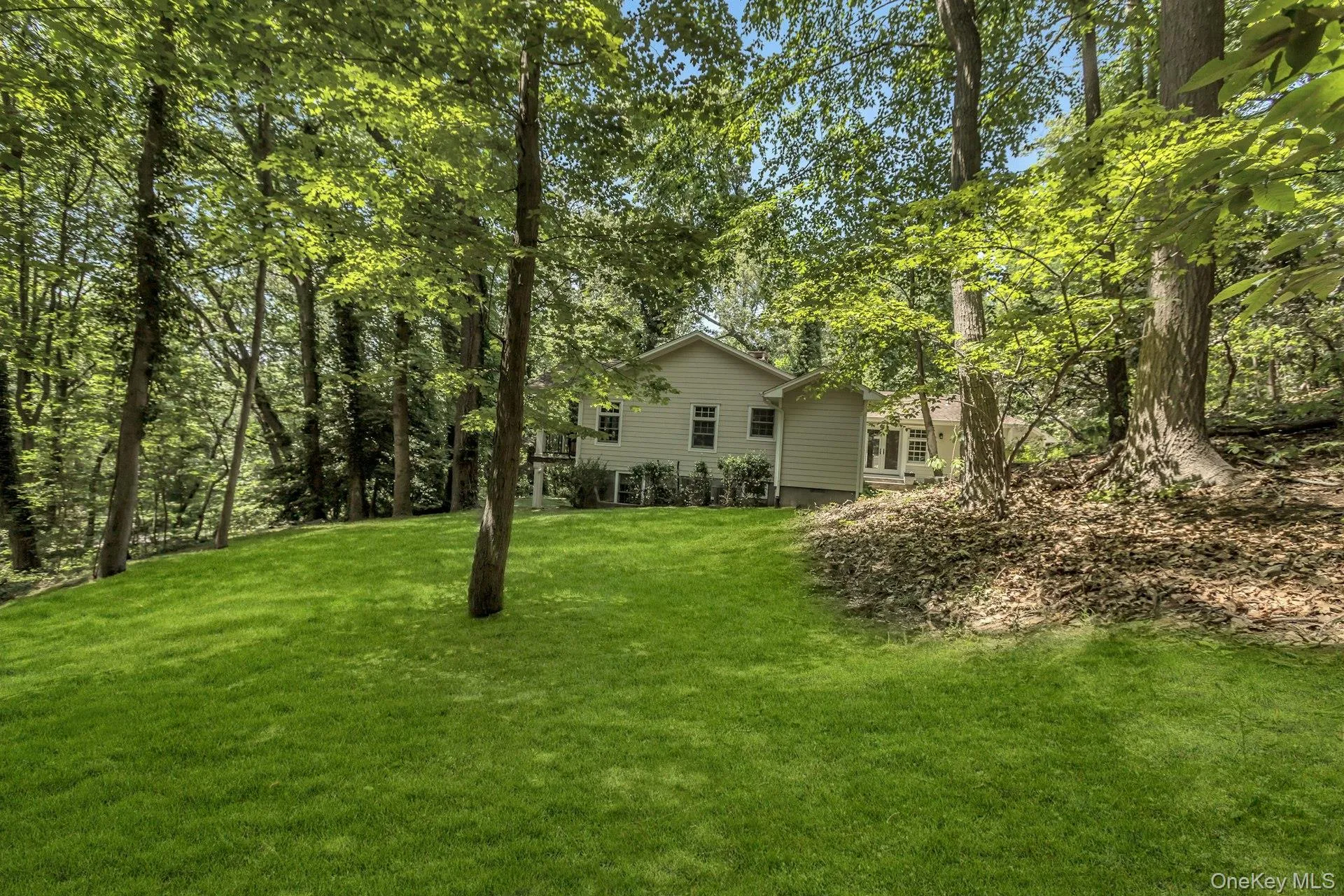 10 Laurel Cove Road, Oyster Bay, NY, 4 Bedrooms Bedrooms, 9 Rooms Rooms,3 BathroomsBathrooms,Residential,For Rent,Laurel Cove,0,1022649 10 Laurel Cove Road, Oyster Bay, NY, 4 Bedrooms Bedrooms, 9 Rooms Rooms,3 BathroomsBathrooms,Residential,For Rent,Laurel Cove,0,1022649