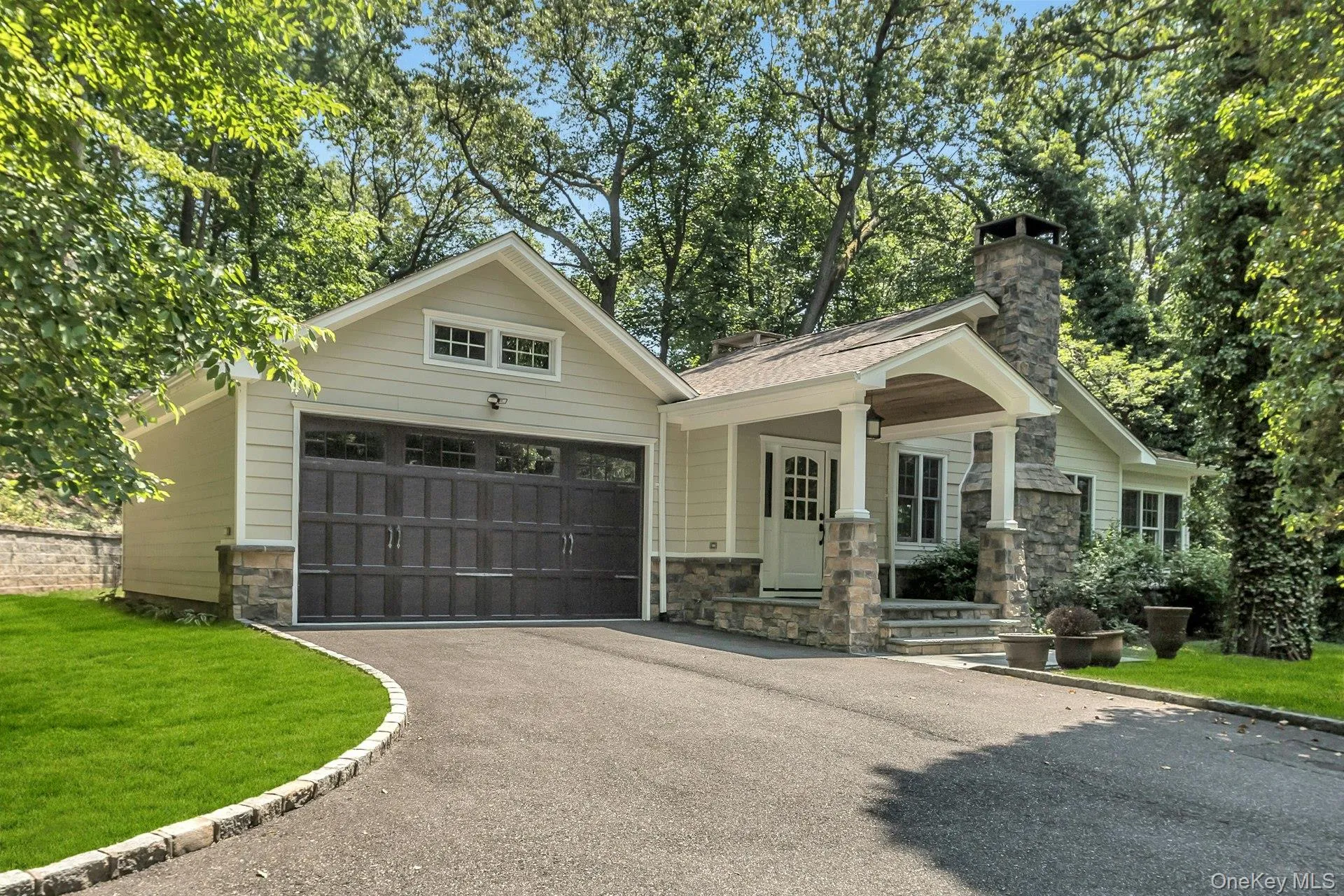 10 Laurel Cove Road, Oyster Bay, NY, 4 Bedrooms Bedrooms, 9 Rooms Rooms,3 BathroomsBathrooms,Residential,For Rent,Laurel Cove,0,1022649 10 Laurel Cove Road, Oyster Bay, NY, 4 Bedrooms Bedrooms, 9 Rooms Rooms,3 BathroomsBathrooms,Residential,For Rent,Laurel Cove,0,1022649