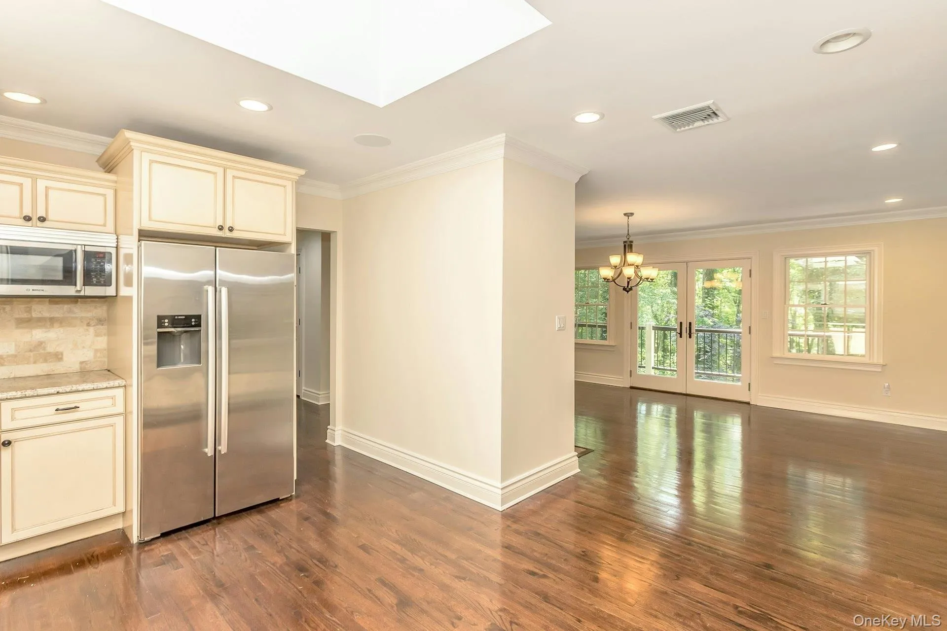10 Laurel Cove Road, Oyster Bay, NY, 4 Bedrooms Bedrooms, 9 Rooms Rooms,3 BathroomsBathrooms,Residential,For Rent,Laurel Cove,0,1022649 10 Laurel Cove Road, Oyster Bay, NY, 4 Bedrooms Bedrooms, 9 Rooms Rooms,3 BathroomsBathrooms,Residential,For Rent,Laurel Cove,0,1022649