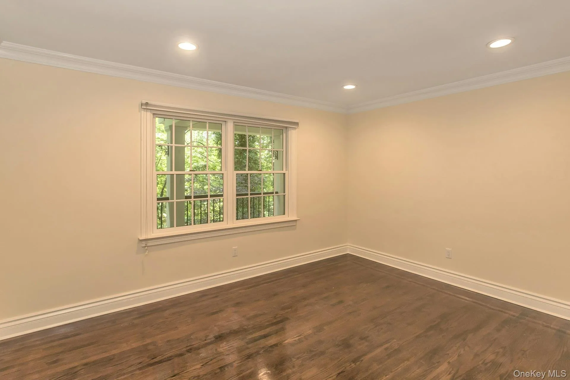 10 Laurel Cove Road, Oyster Bay, NY, 4 Bedrooms Bedrooms, 9 Rooms Rooms,3 BathroomsBathrooms,Residential,For Rent,Laurel Cove,0,1022649 10 Laurel Cove Road, Oyster Bay, NY, 4 Bedrooms Bedrooms, 9 Rooms Rooms,3 BathroomsBathrooms,Residential,For Rent,Laurel Cove,0,1022649