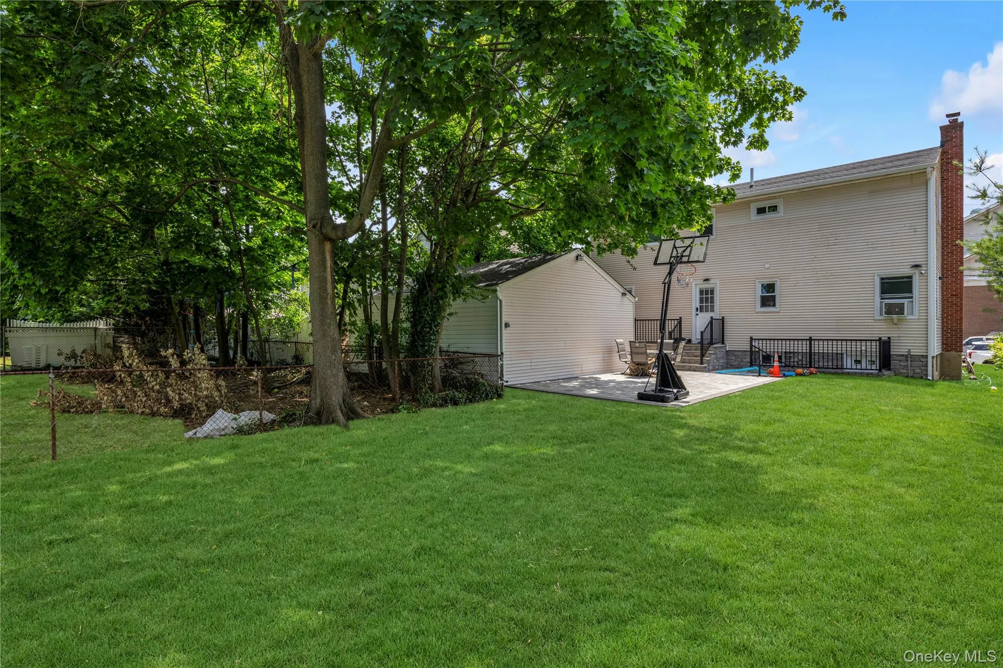 1701 Lexington Avenue, Hempstead, NY, 5 Bedrooms Bedrooms, 8 Rooms Rooms,3 BathroomsBathrooms,Residential,For Rent,Lexington,0,1022650 1701 Lexington Avenue, Hempstead, NY, 5 Bedrooms Bedrooms, 8 Rooms Rooms,3 BathroomsBathrooms,Residential,For Rent,Lexington,0,1022650