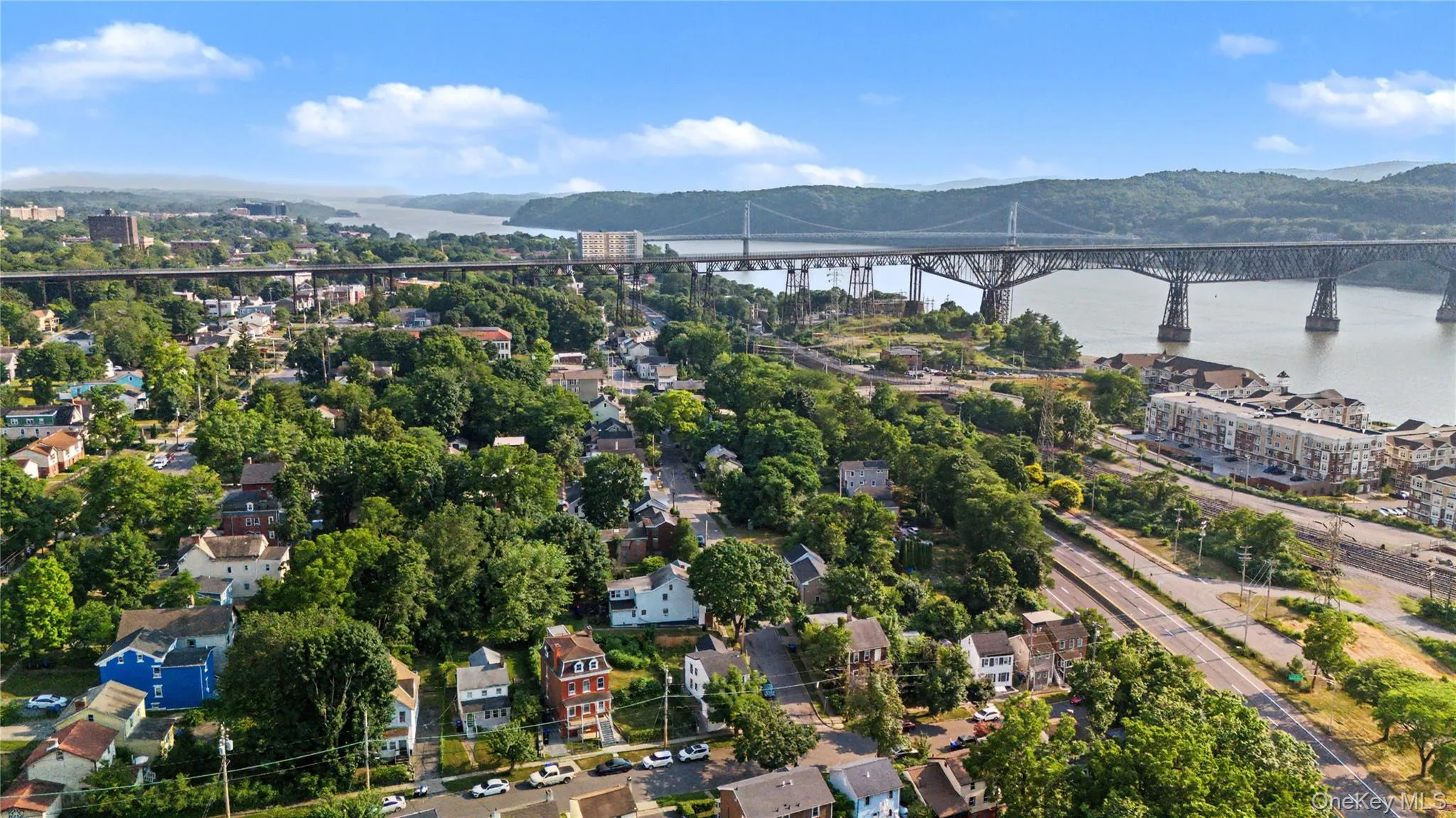39 Spruce Street, Poughkeepsie, NY, 4 Bedrooms Bedrooms, 9 Rooms Rooms,2 BathroomsBathrooms,Residential,For Rent,Spruce,0,1022653 39 Spruce Street, Poughkeepsie, NY, 4 Bedrooms Bedrooms, 9 Rooms Rooms,2 BathroomsBathrooms,Residential,For Rent,Spruce,0,1022653