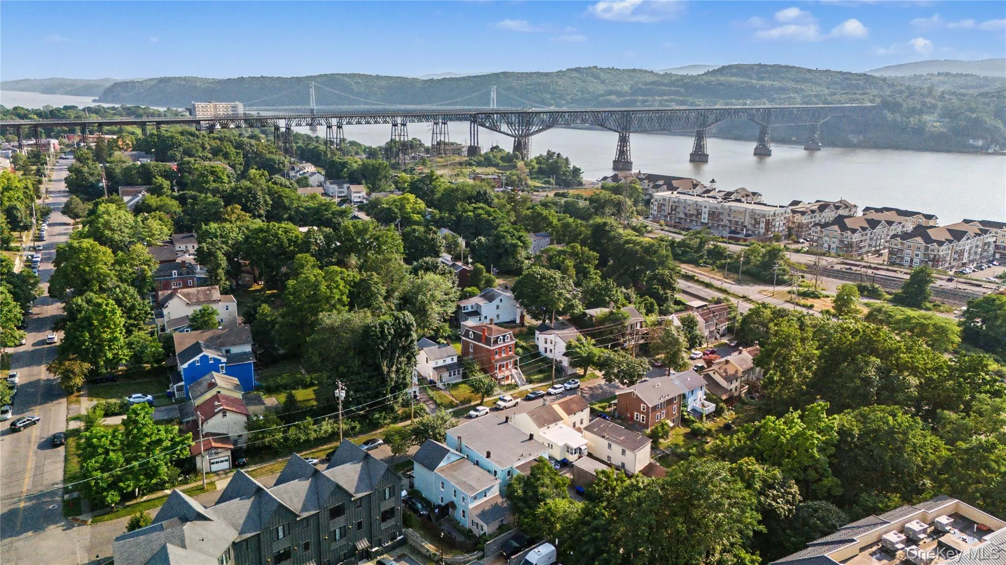 39 Spruce Street, Poughkeepsie, NY, 4 Bedrooms Bedrooms, 9 Rooms Rooms,2 BathroomsBathrooms,Residential,For Rent,Spruce,0,1022653 39 Spruce Street, Poughkeepsie, NY, 4 Bedrooms Bedrooms, 9 Rooms Rooms,2 BathroomsBathrooms,Residential,For Rent,Spruce,0,1022653