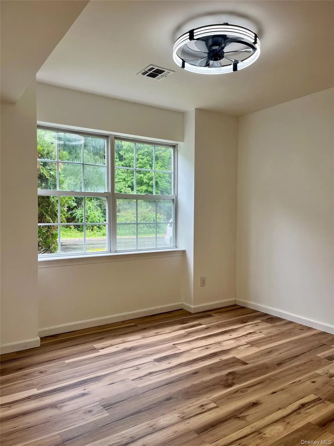 49 Woodlake Drive, Middletown, NY, 3 Bedrooms Bedrooms, 6 Rooms Rooms,1 BathroomBathrooms,Residential Lease,For Rent,Woodlake,0,1022659 49 Woodlake Drive, Middletown, NY, 3 Bedrooms Bedrooms, 6 Rooms Rooms,1 BathroomBathrooms,Residential Lease,For Rent,Woodlake,0,1022659