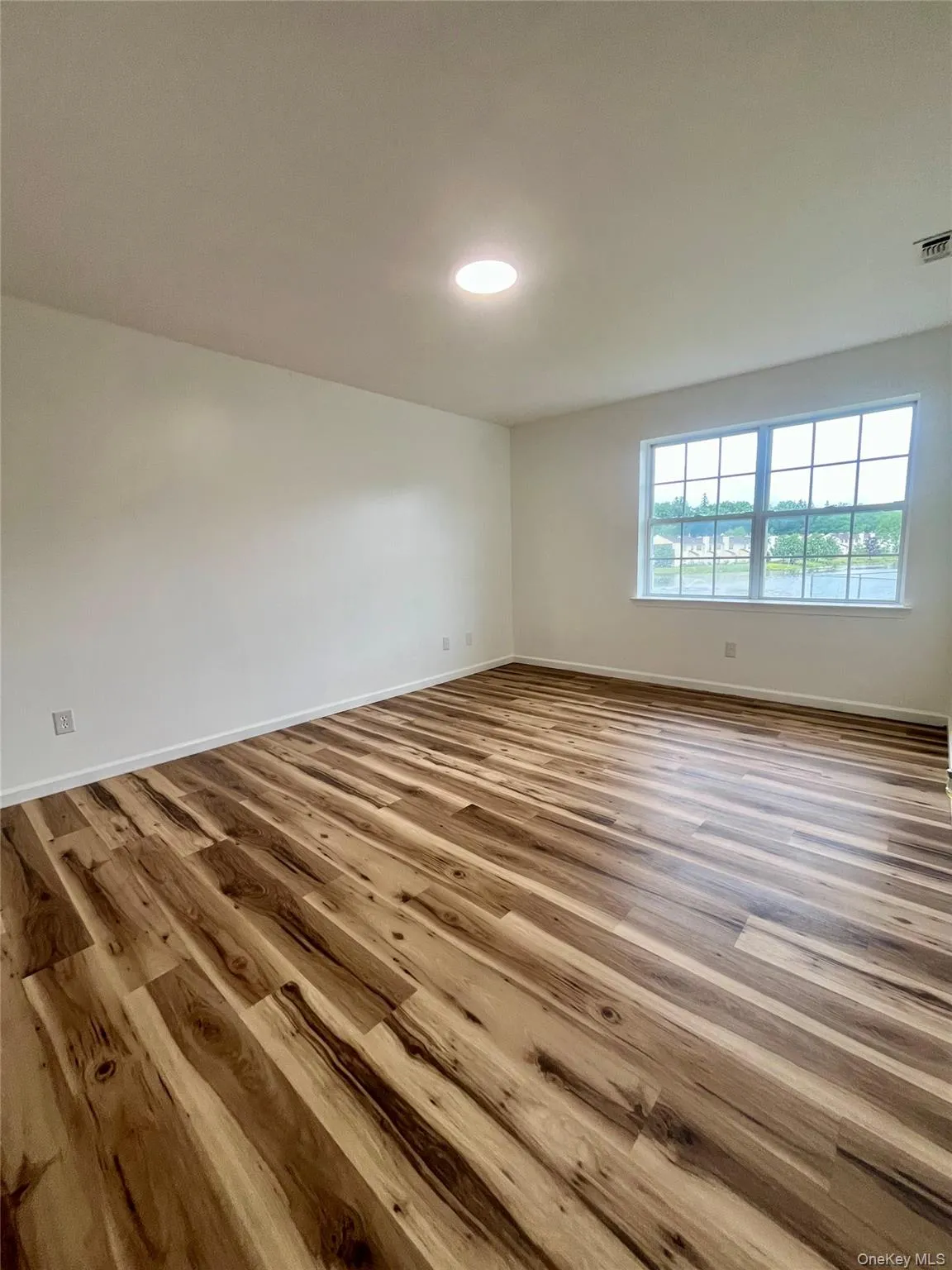 49 Woodlake Drive, Middletown, NY, 3 Bedrooms Bedrooms, 6 Rooms Rooms,1 BathroomBathrooms,Residential Lease,For Rent,Woodlake,0,1022659 49 Woodlake Drive, Middletown, NY, 3 Bedrooms Bedrooms, 6 Rooms Rooms,1 BathroomBathrooms,Residential Lease,For Rent,Woodlake,0,1022659