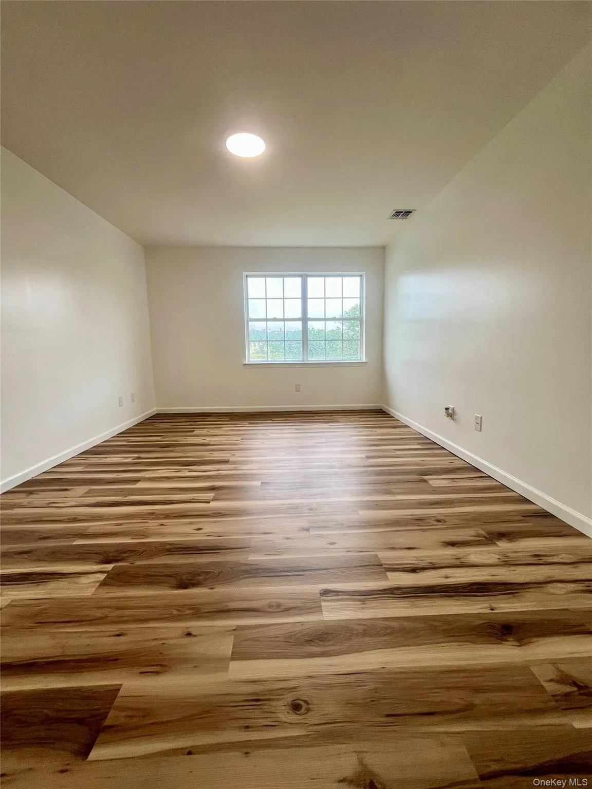 49 Woodlake Drive, Middletown, NY, 3 Bedrooms Bedrooms, 6 Rooms Rooms,1 BathroomBathrooms,Residential Lease,For Rent,Woodlake,0,1022659 49 Woodlake Drive, Middletown, NY, 3 Bedrooms Bedrooms, 6 Rooms Rooms,1 BathroomBathrooms,Residential Lease,For Rent,Woodlake,0,1022659
