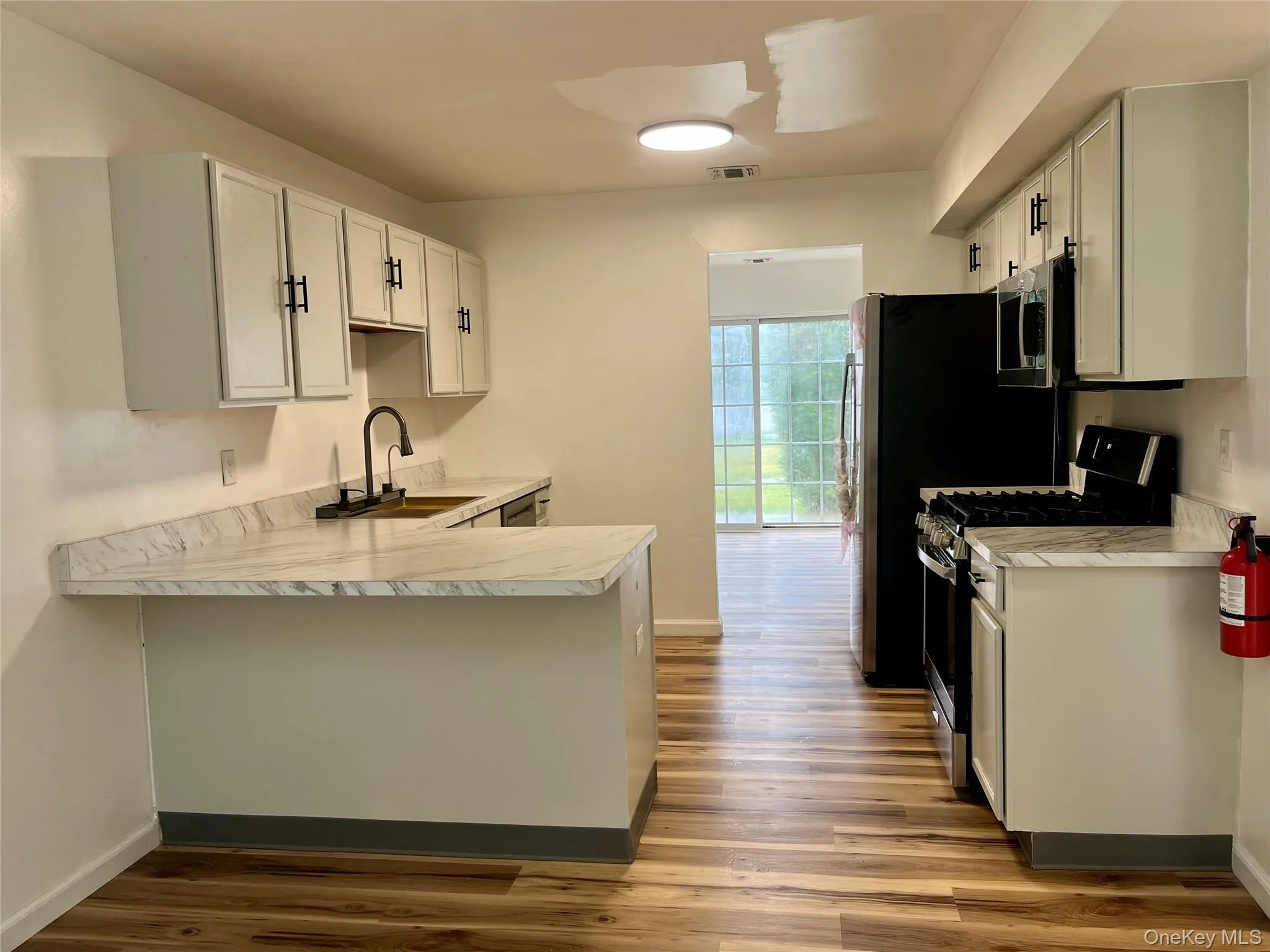 49 Woodlake Drive, Middletown, NY, 3 Bedrooms Bedrooms, 6 Rooms Rooms,1 BathroomBathrooms,Residential Lease,For Rent,Woodlake,0,1022659 49 Woodlake Drive, Middletown, NY, 3 Bedrooms Bedrooms, 6 Rooms Rooms,1 BathroomBathrooms,Residential Lease,For Rent,Woodlake,0,1022659