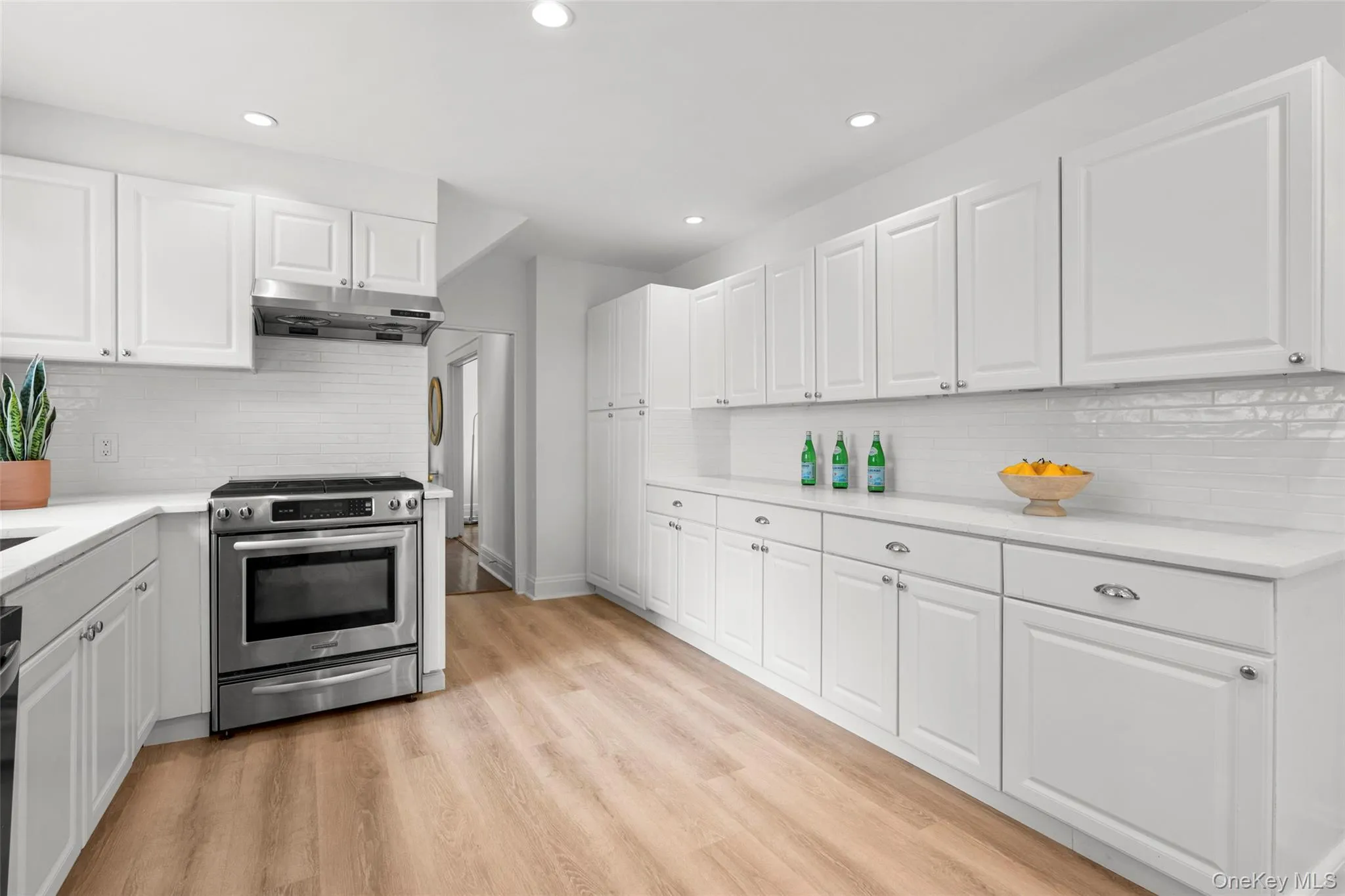 53 Palmer Avenue, Scarsdale, NY, 3 Bedrooms Bedrooms, 7 Rooms Rooms,2 BathroomsBathrooms,Residential,For Rent,Palmer,0,1022660 53 Palmer Avenue, Scarsdale, NY, 3 Bedrooms Bedrooms, 7 Rooms Rooms,2 BathroomsBathrooms,Residential,For Rent,Palmer,0,1022660
