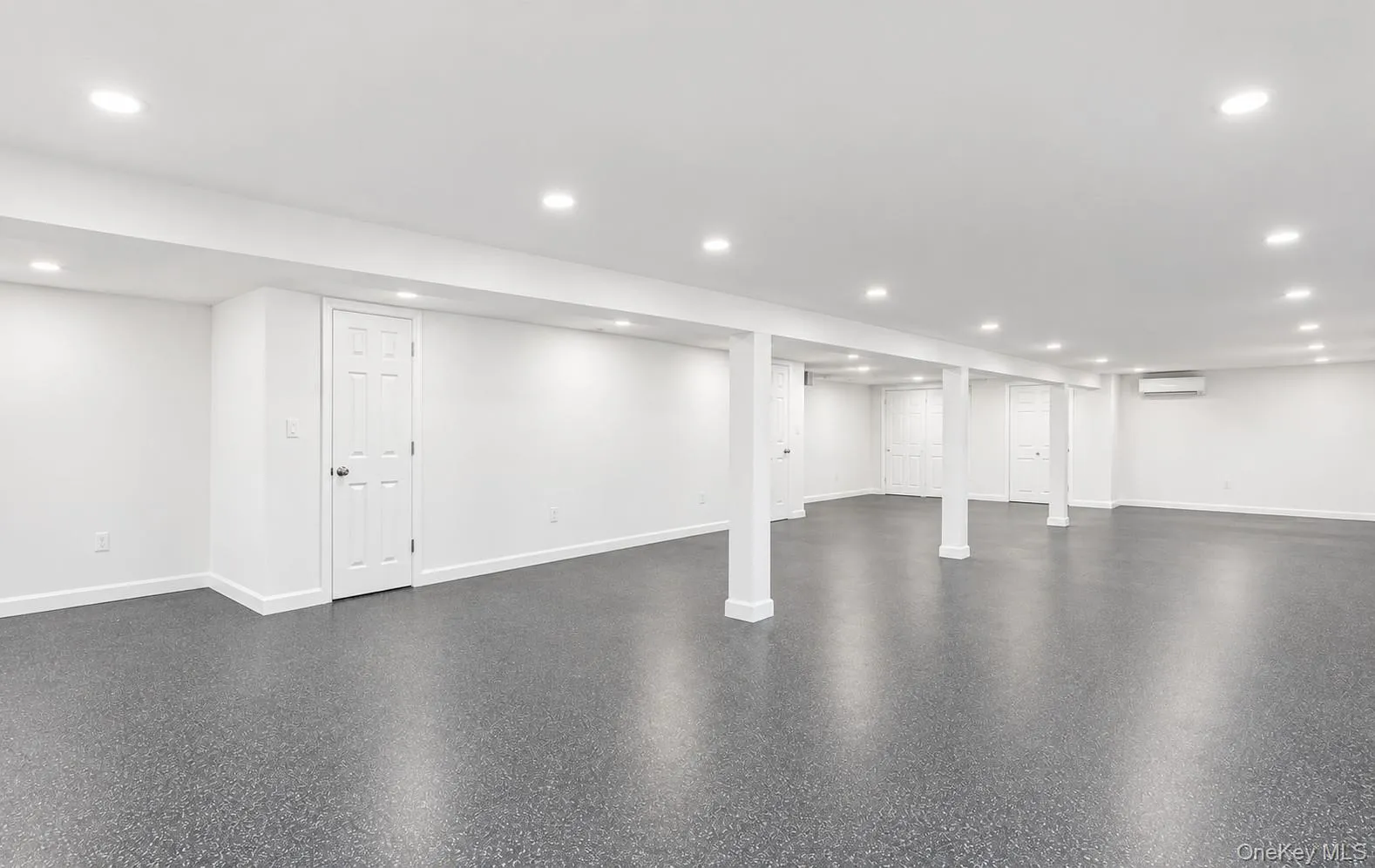 15 Tiber Road, Oyster Bay, NY, 5 Bedrooms Bedrooms, 9 Rooms Rooms,3 BathroomsBathrooms,Residential,For Rent,Tiber,0,1022670 15 Tiber Road, Oyster Bay, NY, 5 Bedrooms Bedrooms, 9 Rooms Rooms,3 BathroomsBathrooms,Residential,For Rent,Tiber,0,1022670
