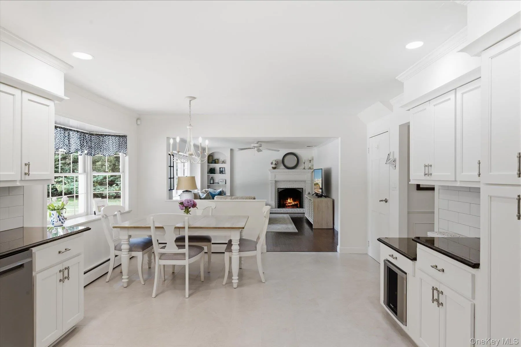 Kitchen opens to den ideal for everyday living Kitchen opens to den ideal for everyday living