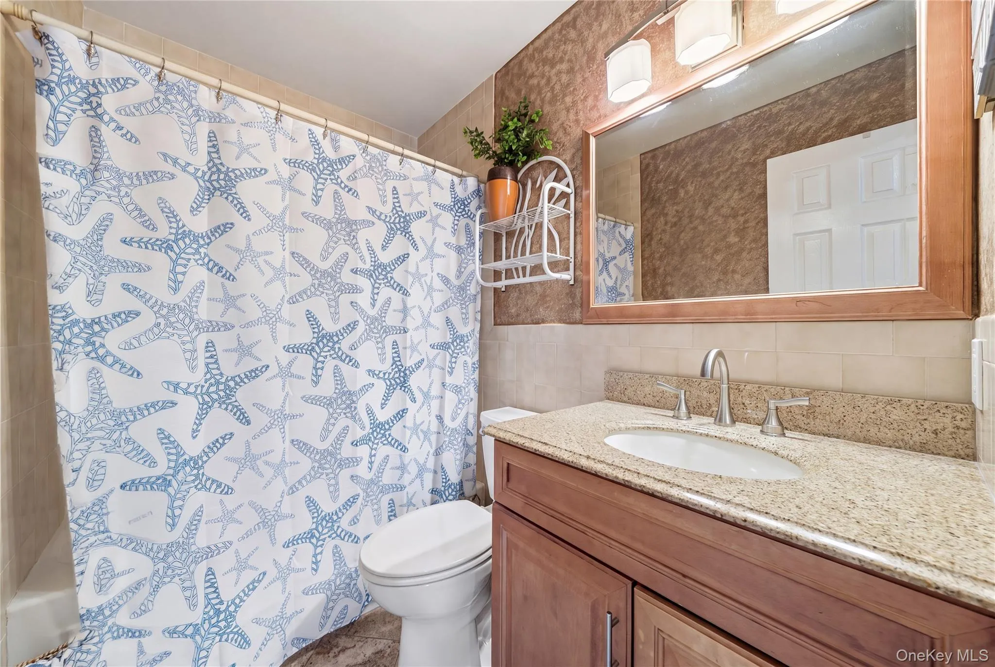 17 Mohawk Place, Oyster Bay, NY, 3 Bedrooms Bedrooms, 7 Rooms Rooms,3 BathroomsBathrooms,Residential,For Rent,Mohawk,0,1022675 17 Mohawk Place, Oyster Bay, NY, 3 Bedrooms Bedrooms, 7 Rooms Rooms,3 BathroomsBathrooms,Residential,For Rent,Mohawk,0,1022675