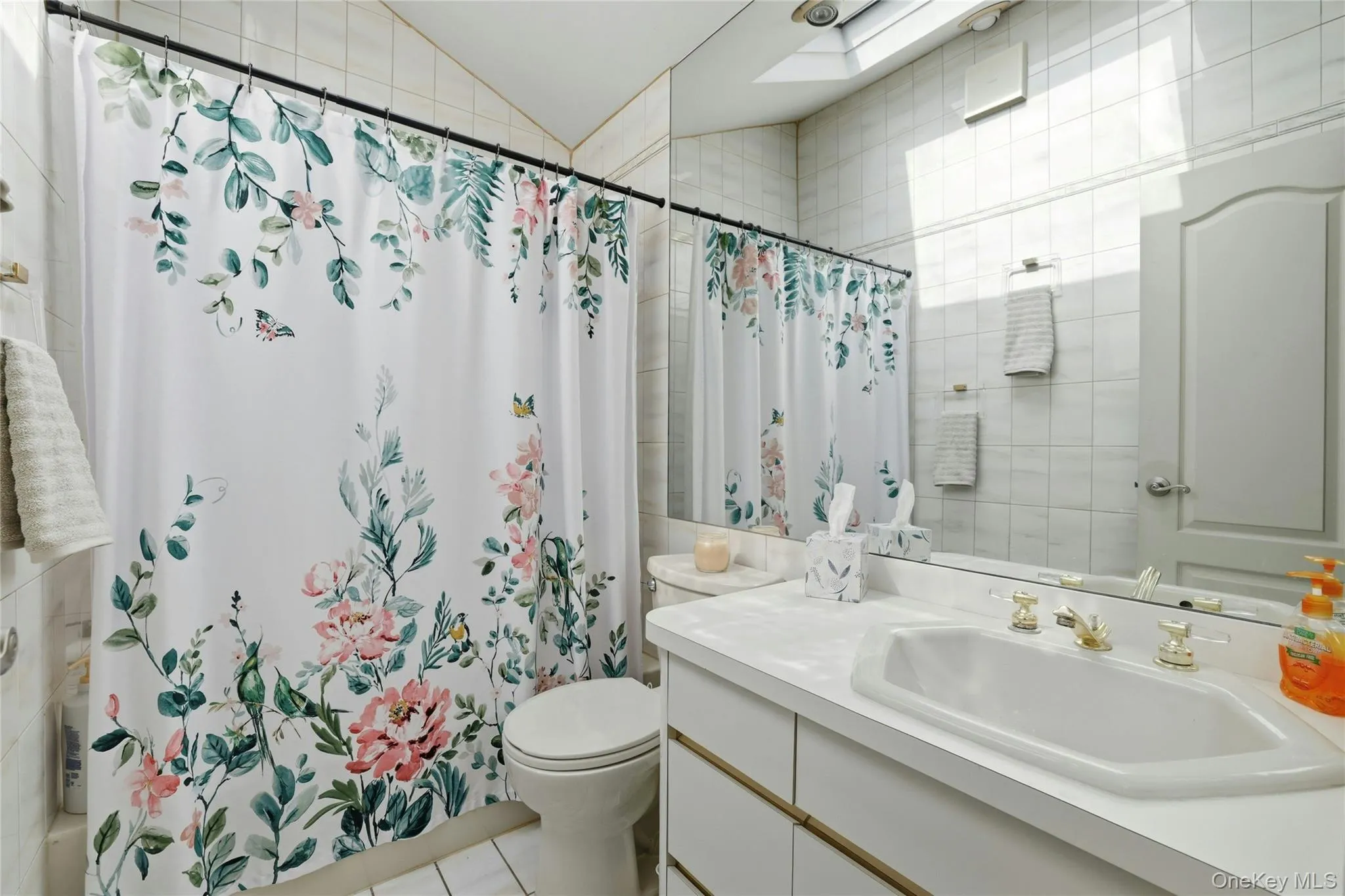 3 King Avenue, Huntington, NY, 4 Bedrooms Bedrooms, 8 Rooms Rooms,2 BathroomsBathrooms,Residential,For Rent,King,0,1022676 3 King Avenue, Huntington, NY, 4 Bedrooms Bedrooms, 8 Rooms Rooms,2 BathroomsBathrooms,Residential,For Rent,King,0,1022676