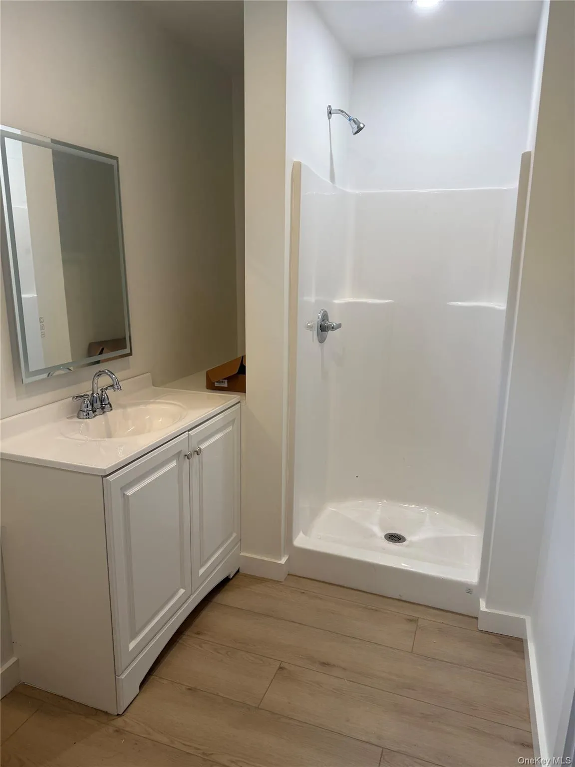 29 Thompson Street, Red Hook, NY, 3 Bedrooms Bedrooms, 5 Rooms Rooms,2 BathroomsBathrooms,Residential Lease,For Rent,Thompson,0,1022679 29 Thompson Street, Red Hook, NY, 3 Bedrooms Bedrooms, 5 Rooms Rooms,2 BathroomsBathrooms,Residential Lease,For Rent,Thompson,0,1022679