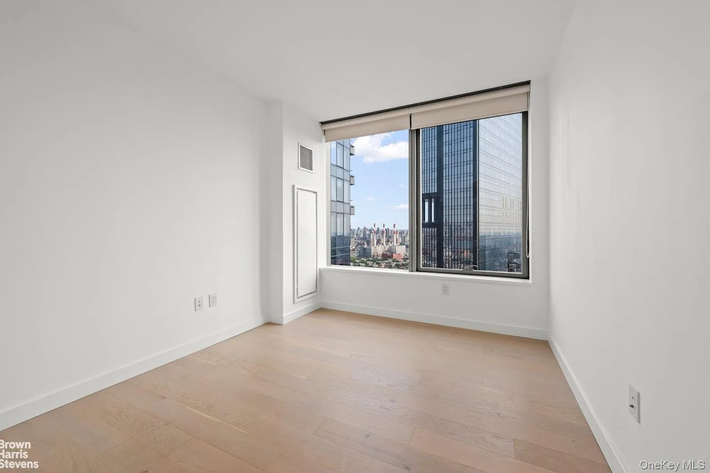 3 Court Square, New York, NY, 2 Bedrooms Bedrooms, 4 Rooms Rooms,2 BathroomsBathrooms,Residential,For Rent,Court,0,1022680 3 Court Square, New York, NY, 2 Bedrooms Bedrooms, 4 Rooms Rooms,2 BathroomsBathrooms,Residential,For Rent,Court,0,1022680