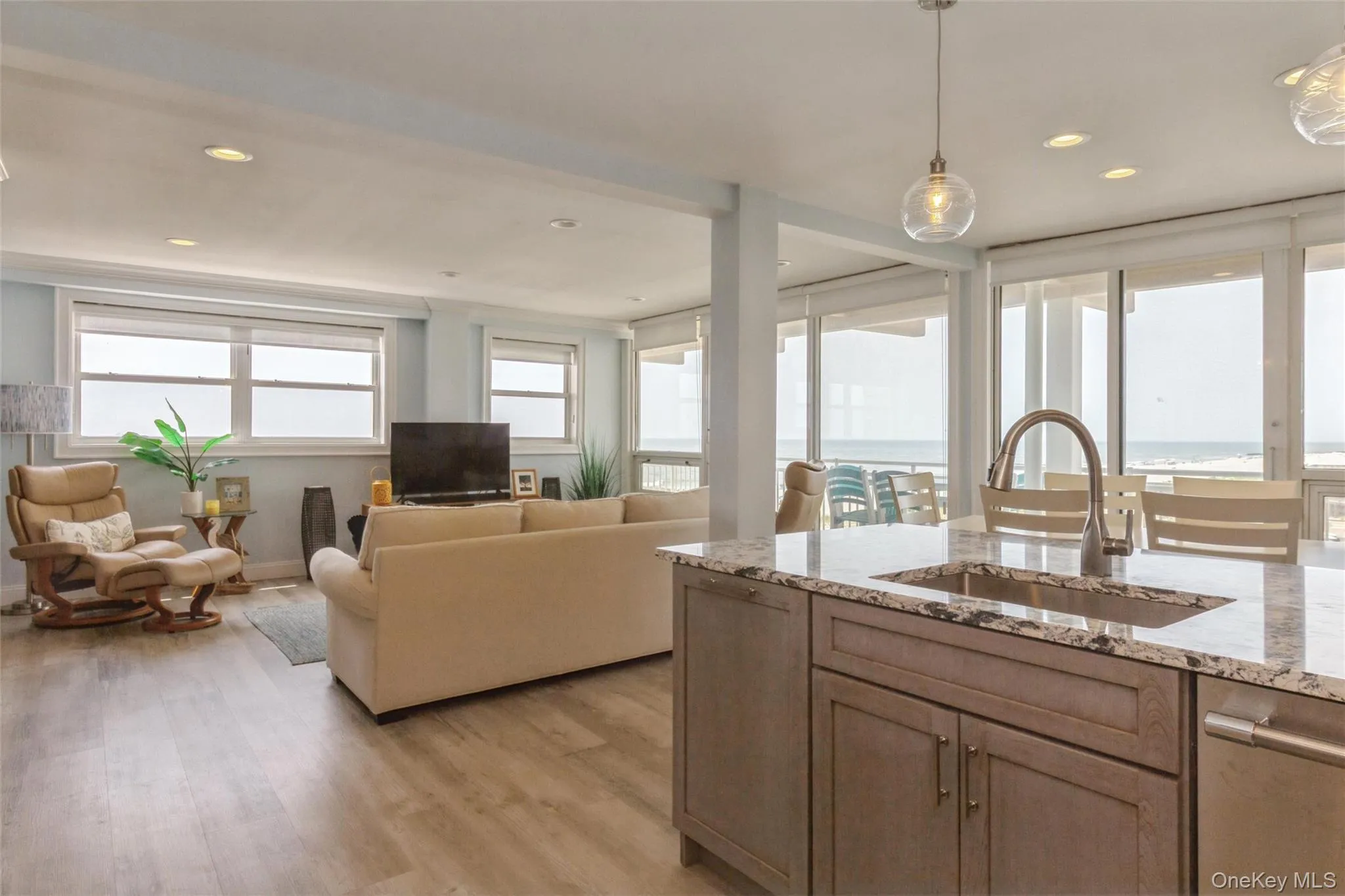 830 Shore Road, Long Beach, NY, 2 Bedrooms Bedrooms, 6 Rooms Rooms,2 BathroomsBathrooms,Residential Lease,For Rent,Shore,0,1022682 830 Shore Road, Long Beach, NY, 2 Bedrooms Bedrooms, 6 Rooms Rooms,2 BathroomsBathrooms,Residential Lease,For Rent,Shore,0,1022682
