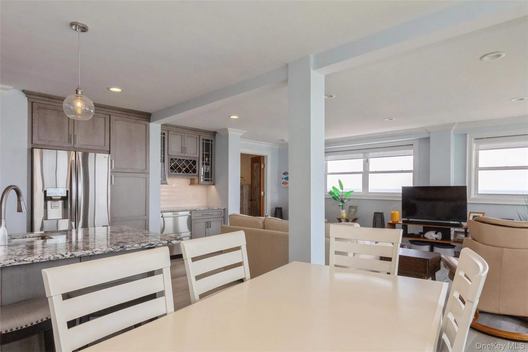 830 Shore Road, Long Beach, NY, 2 Bedrooms Bedrooms, 6 Rooms Rooms,2 BathroomsBathrooms,Residential Lease,For Rent,Shore,0,1022682 830 Shore Road, Long Beach, NY, 2 Bedrooms Bedrooms, 6 Rooms Rooms,2 BathroomsBathrooms,Residential Lease,For Rent,Shore,0,1022682