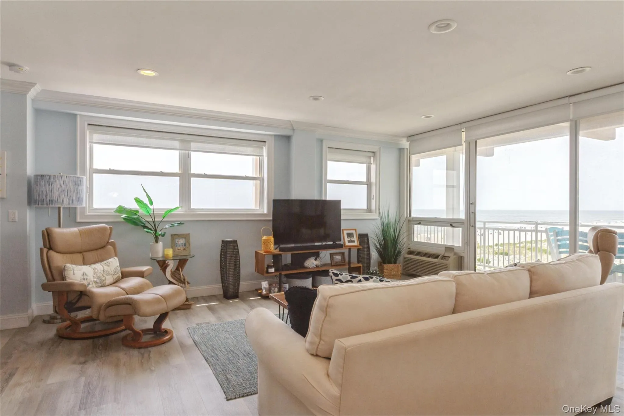 830 Shore Road, Long Beach, NY, 2 Bedrooms Bedrooms, 6 Rooms Rooms,2 BathroomsBathrooms,Residential Lease,For Rent,Shore,0,1022682 830 Shore Road, Long Beach, NY, 2 Bedrooms Bedrooms, 6 Rooms Rooms,2 BathroomsBathrooms,Residential Lease,For Rent,Shore,0,1022682