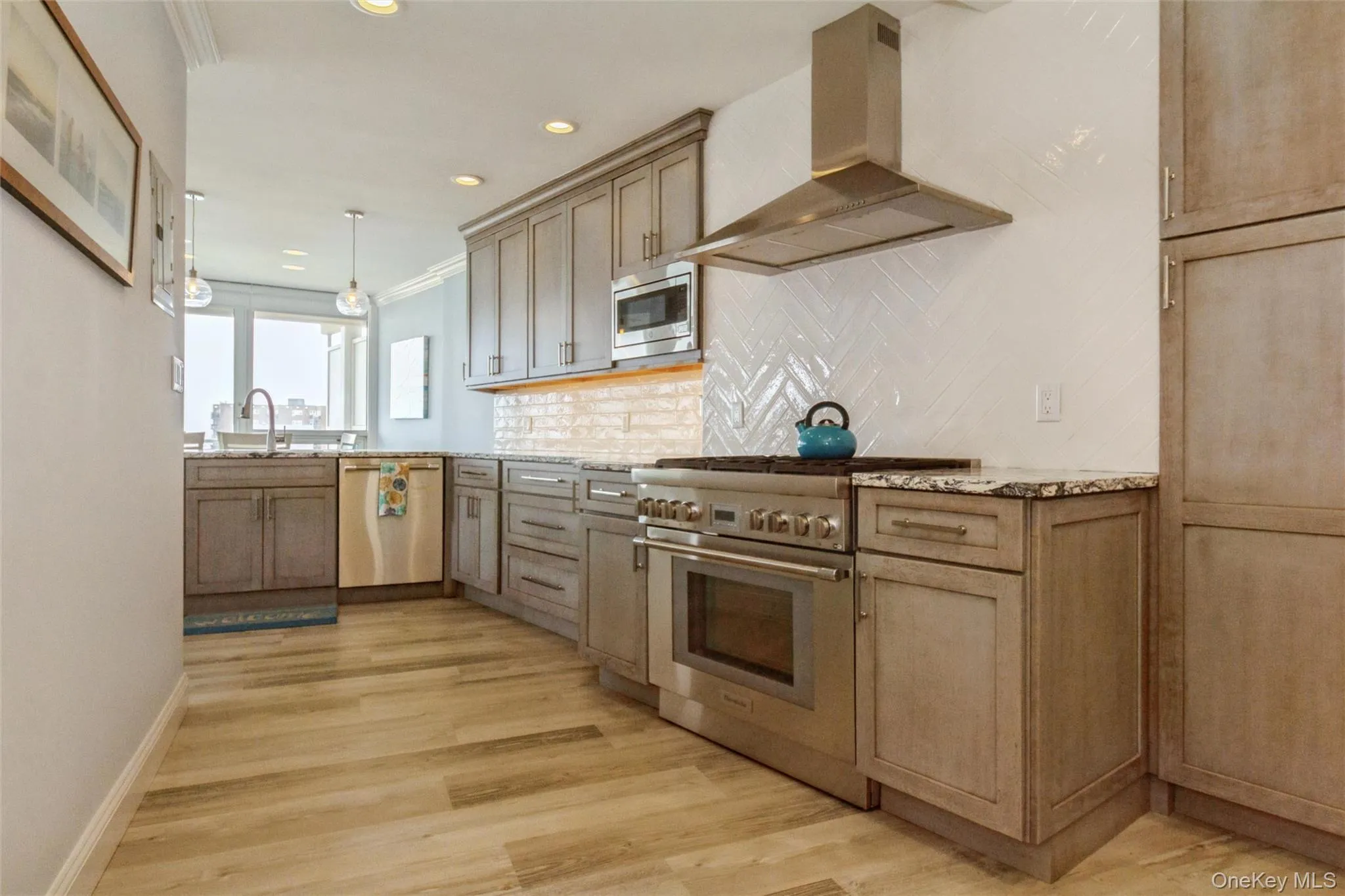 830 Shore Road, Long Beach, NY, 2 Bedrooms Bedrooms, 6 Rooms Rooms,2 BathroomsBathrooms,Residential Lease,For Rent,Shore,0,1022682 830 Shore Road, Long Beach, NY, 2 Bedrooms Bedrooms, 6 Rooms Rooms,2 BathroomsBathrooms,Residential Lease,For Rent,Shore,0,1022682