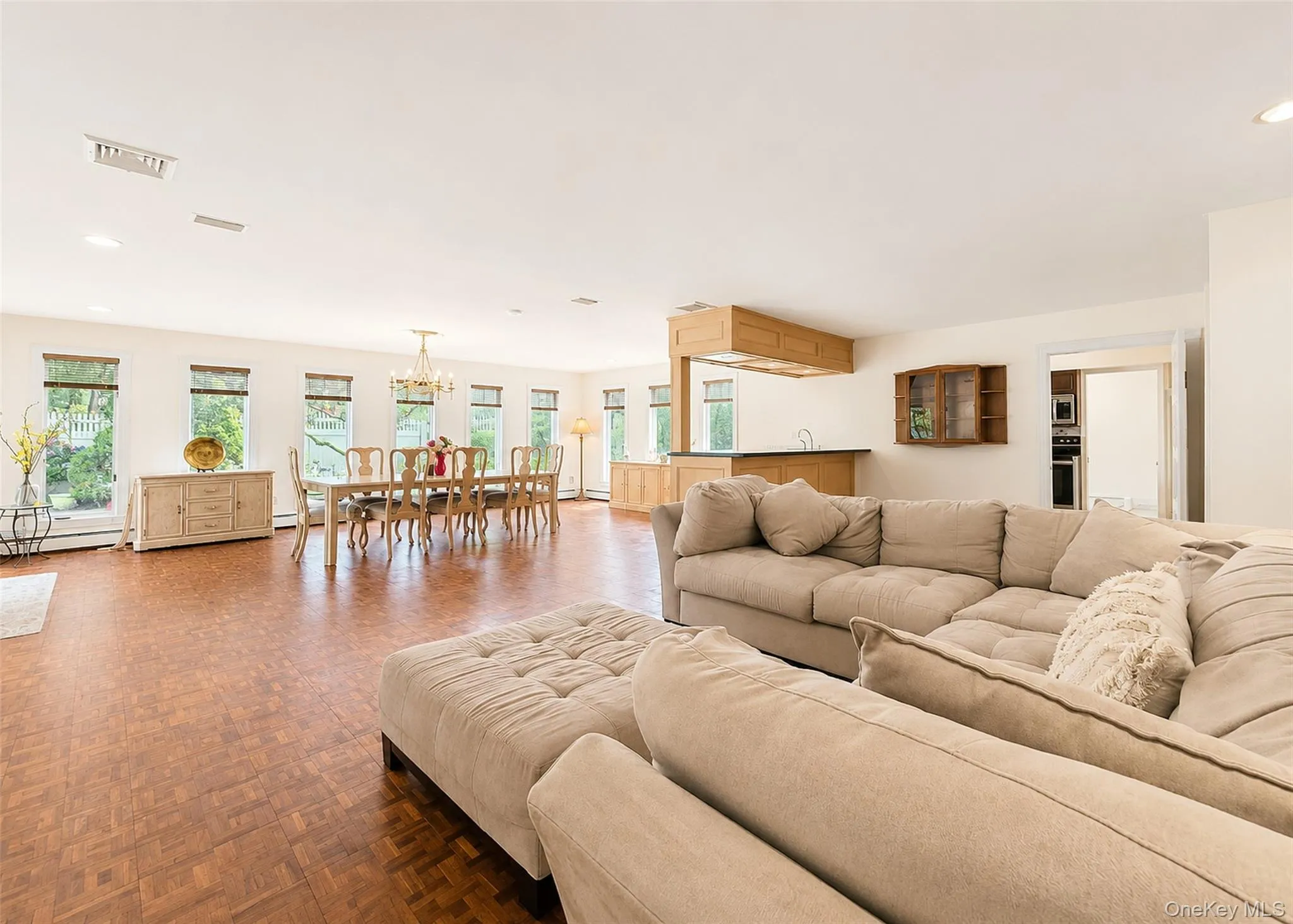4 Royal Oak Court, Islip, NY, 5 Bedrooms Bedrooms, 13 Rooms Rooms,2 BathroomsBathrooms,Residential,For Rent,Royal Oak,0,1022684 4 Royal Oak Court, Islip, NY, 5 Bedrooms Bedrooms, 13 Rooms Rooms,2 BathroomsBathrooms,Residential,For Rent,Royal Oak,0,1022684