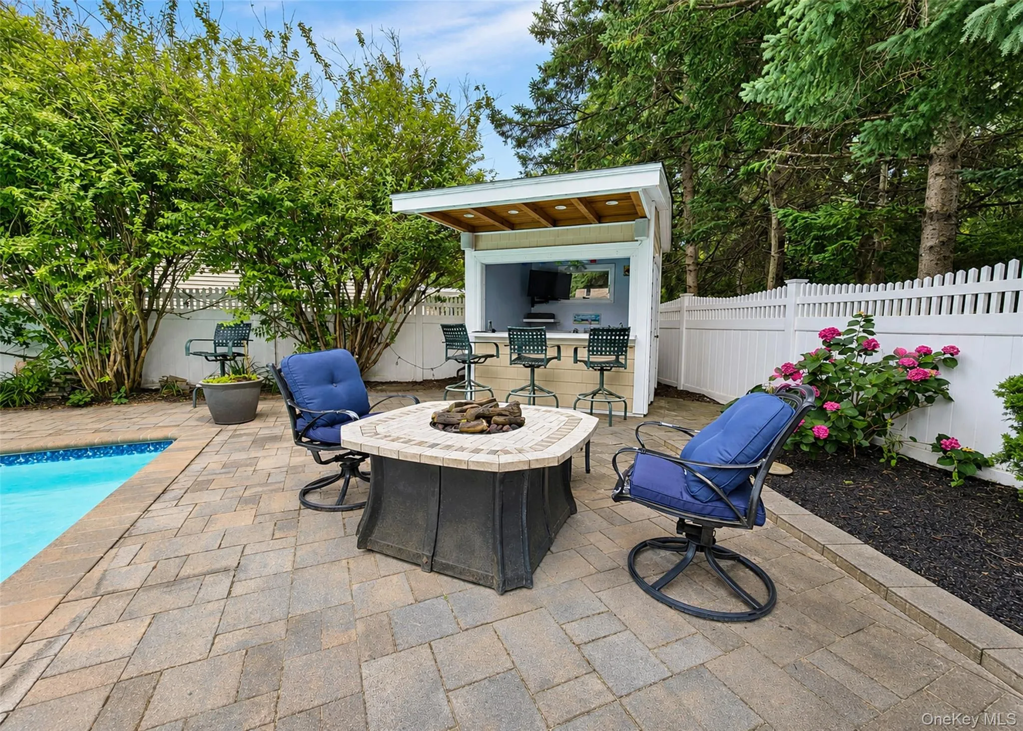 4 Royal Oak Court, Islip, NY, 5 Bedrooms Bedrooms, 13 Rooms Rooms,2 BathroomsBathrooms,Residential,For Rent,Royal Oak,0,1022684 4 Royal Oak Court, Islip, NY, 5 Bedrooms Bedrooms, 13 Rooms Rooms,2 BathroomsBathrooms,Residential,For Rent,Royal Oak,0,1022684