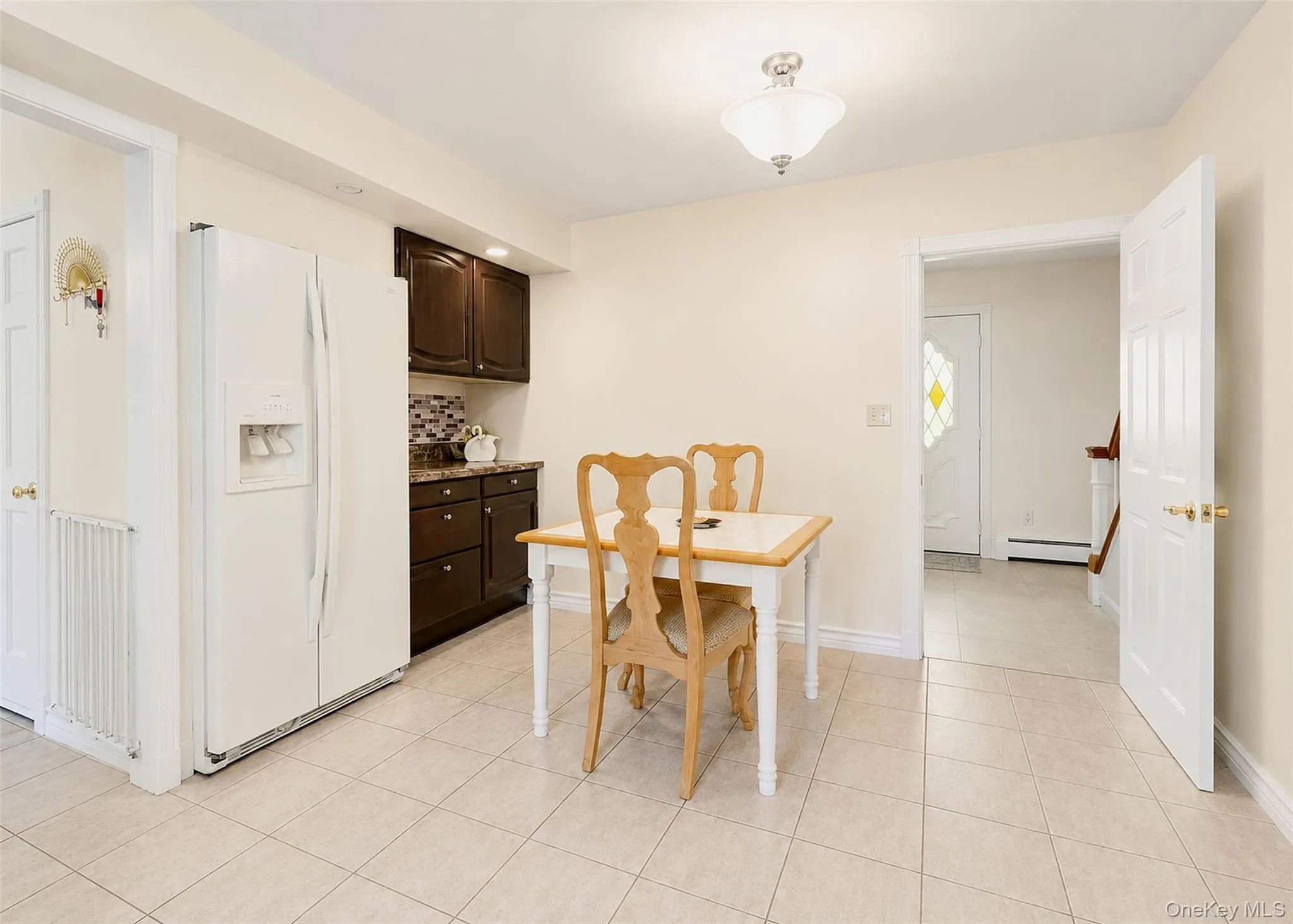 4 Royal Oak Court, Islip, NY, 5 Bedrooms Bedrooms, 13 Rooms Rooms,2 BathroomsBathrooms,Residential,For Rent,Royal Oak,0,1022684 4 Royal Oak Court, Islip, NY, 5 Bedrooms Bedrooms, 13 Rooms Rooms,2 BathroomsBathrooms,Residential,For Rent,Royal Oak,0,1022684