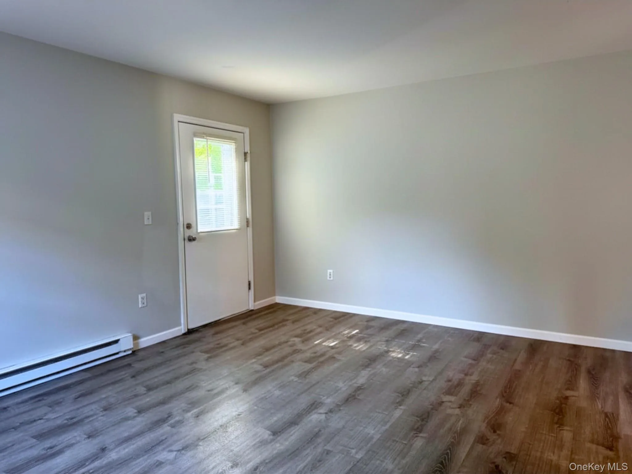 33 Fowler Avenue, Carmel, NY, 3 Bedrooms Bedrooms, 8 Rooms Rooms,1 BathroomBathrooms,Residential Lease,For Rent,Fowler,0,1022686 33 Fowler Avenue, Carmel, NY, 3 Bedrooms Bedrooms, 8 Rooms Rooms,1 BathroomBathrooms,Residential Lease,For Rent,Fowler,0,1022686