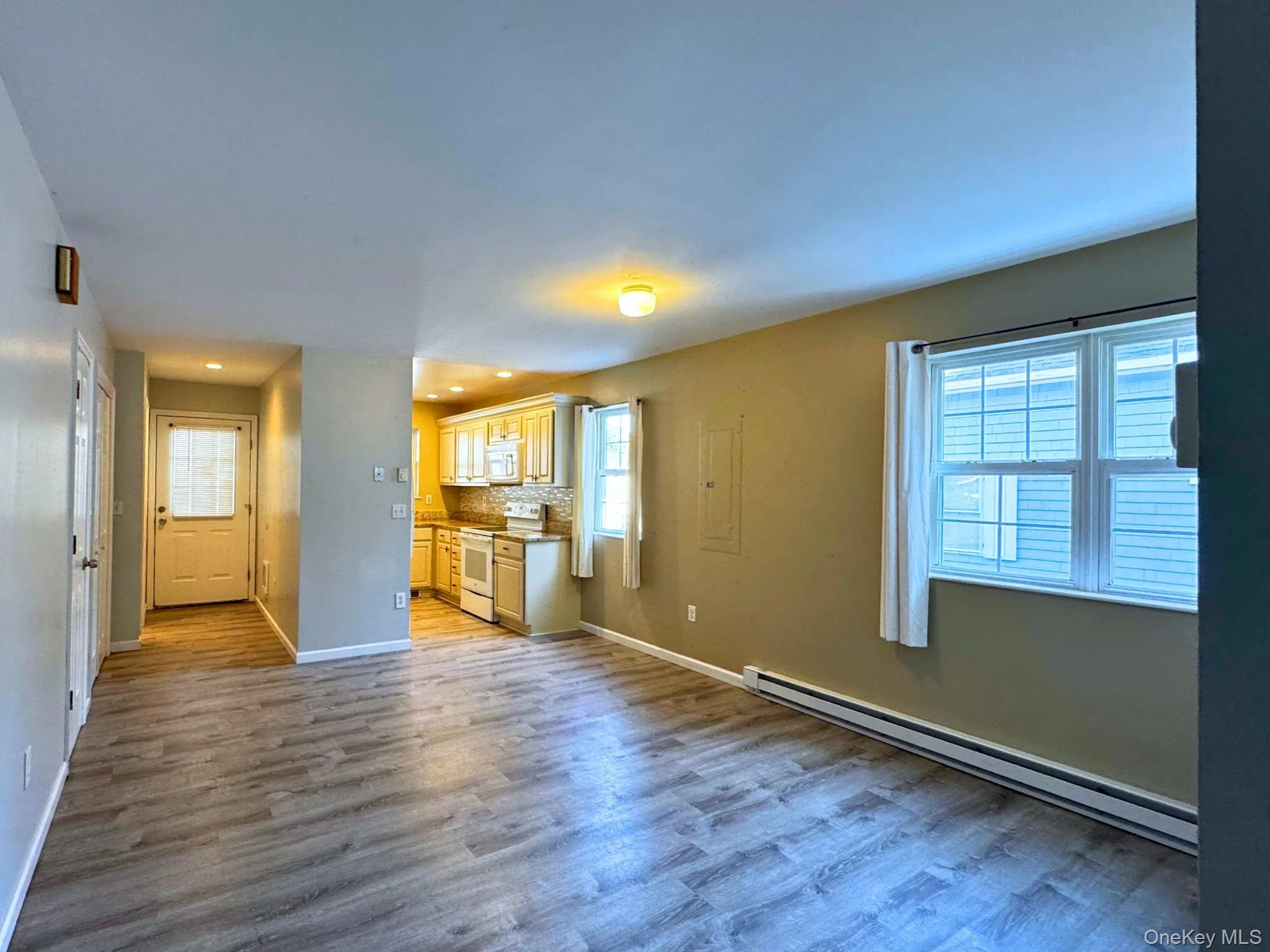 33 Fowler Avenue, Carmel, NY, 3 Bedrooms Bedrooms, 8 Rooms Rooms,1 BathroomBathrooms,Residential Lease,For Rent,Fowler,0,1022686 33 Fowler Avenue, Carmel, NY, 3 Bedrooms Bedrooms, 8 Rooms Rooms,1 BathroomBathrooms,Residential Lease,For Rent,Fowler,0,1022686