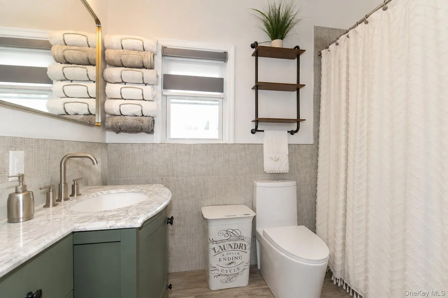 8015 Little Neck Parkway, New York, NY, 5 Bedrooms Bedrooms, 10 Rooms Rooms,4 BathroomsBathrooms,Residential,For Rent,Little Neck,0,1022700 8015 Little Neck Parkway, New York, NY, 5 Bedrooms Bedrooms, 10 Rooms Rooms,4 BathroomsBathrooms,Residential,For Rent,Little Neck,0,1022700