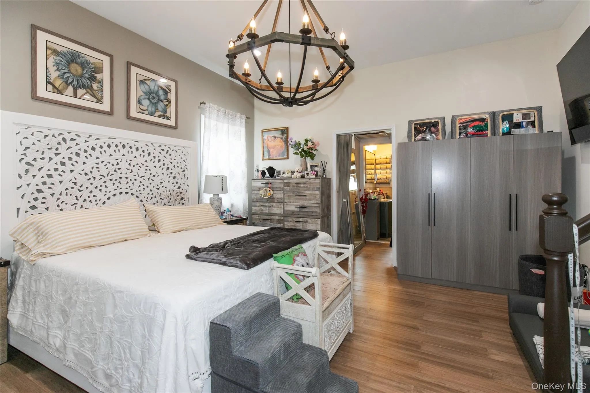8015 Little Neck Parkway, New York, NY, 5 Bedrooms Bedrooms, 10 Rooms Rooms,4 BathroomsBathrooms,Residential,For Rent,Little Neck,0,1022700 8015 Little Neck Parkway, New York, NY, 5 Bedrooms Bedrooms, 10 Rooms Rooms,4 BathroomsBathrooms,Residential,For Rent,Little Neck,0,1022700