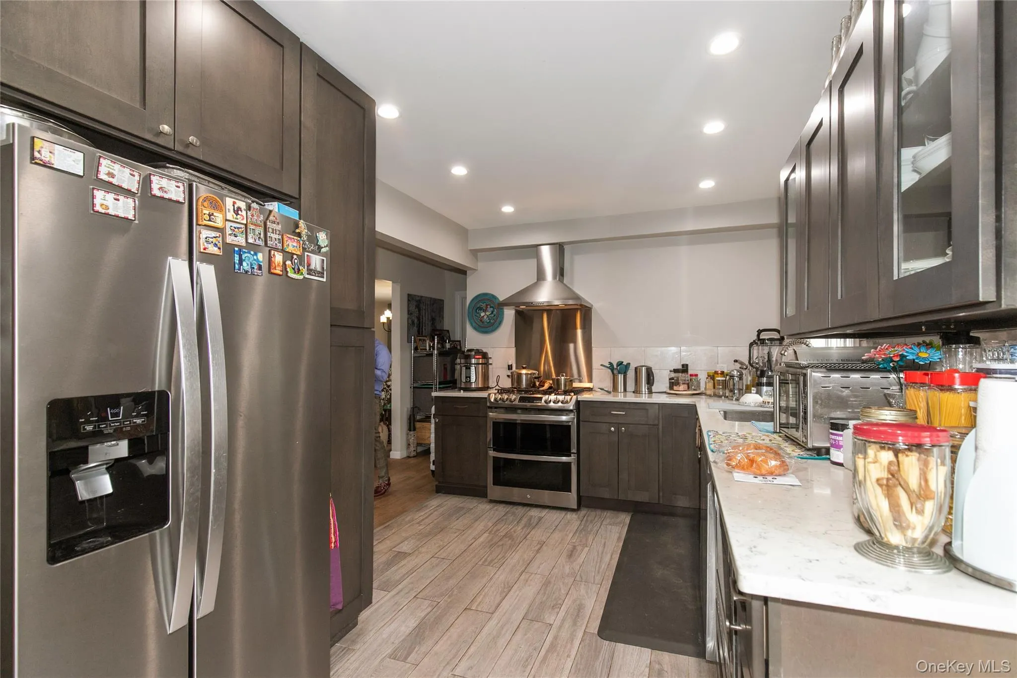 8015 Little Neck Parkway, New York, NY, 5 Bedrooms Bedrooms, 10 Rooms Rooms,4 BathroomsBathrooms,Residential,For Rent,Little Neck,0,1022700 8015 Little Neck Parkway, New York, NY, 5 Bedrooms Bedrooms, 10 Rooms Rooms,4 BathroomsBathrooms,Residential,For Rent,Little Neck,0,1022700