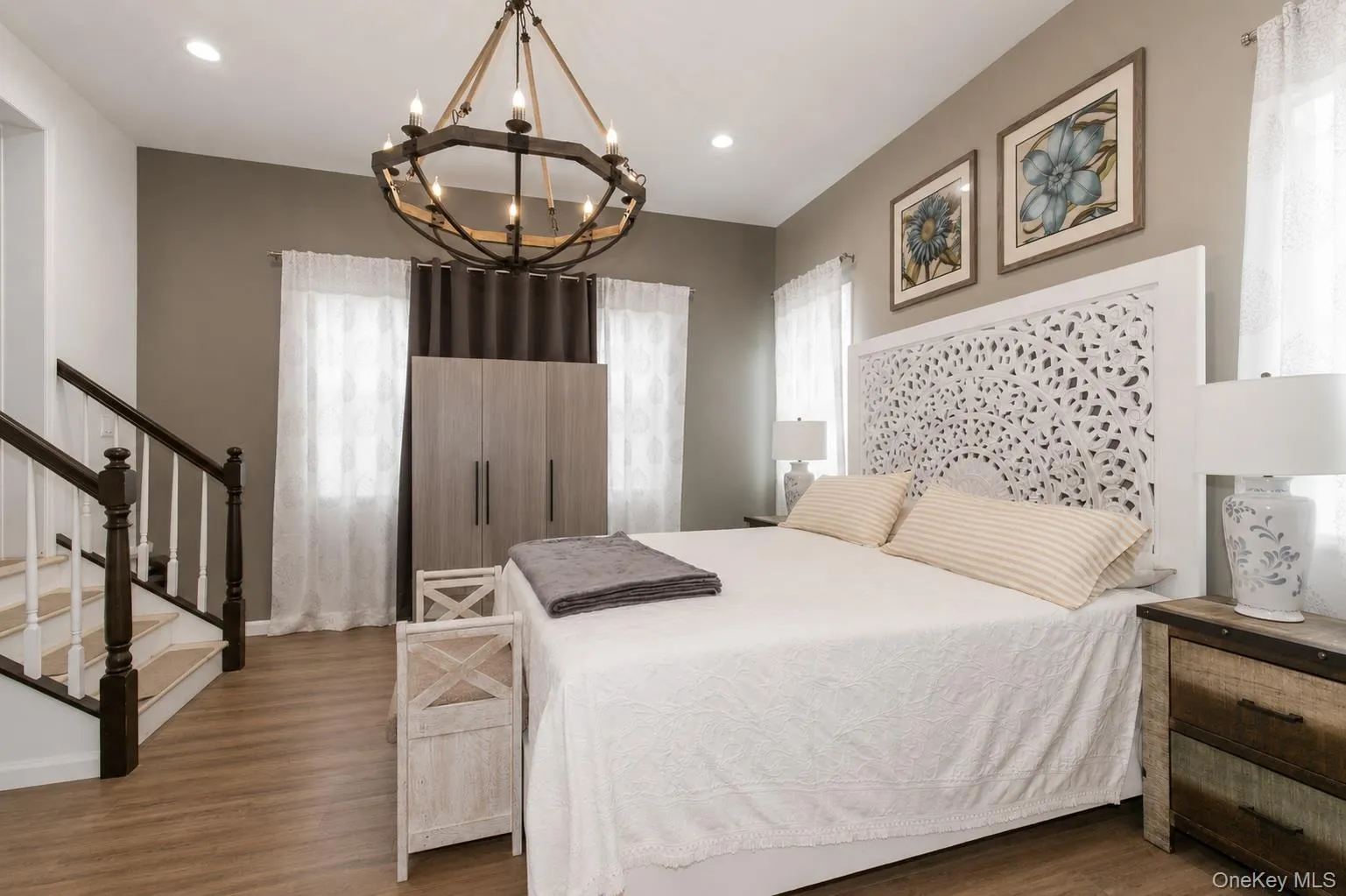 8015 Little Neck Parkway, New York, NY, 5 Bedrooms Bedrooms, 10 Rooms Rooms,4 BathroomsBathrooms,Residential,For Rent,Little Neck,0,1022700 8015 Little Neck Parkway, New York, NY, 5 Bedrooms Bedrooms, 10 Rooms Rooms,4 BathroomsBathrooms,Residential,For Rent,Little Neck,0,1022700