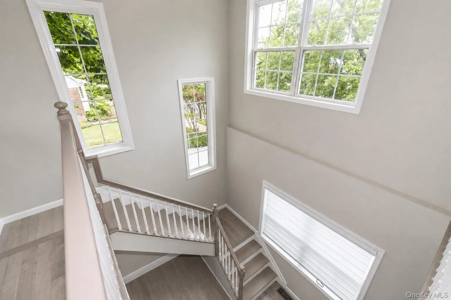 8015 Little Neck Parkway, New York, NY, 5 Bedrooms Bedrooms, 10 Rooms Rooms,4 BathroomsBathrooms,Residential,For Rent,Little Neck,0,1022700 8015 Little Neck Parkway, New York, NY, 5 Bedrooms Bedrooms, 10 Rooms Rooms,4 BathroomsBathrooms,Residential,For Rent,Little Neck,0,1022700