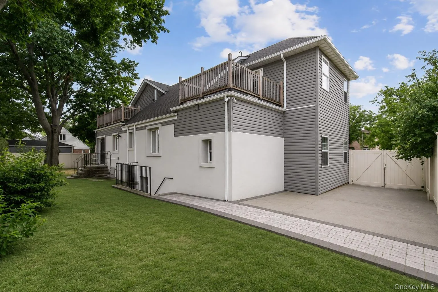 8015 Little Neck Parkway, New York, NY, 5 Bedrooms Bedrooms, 10 Rooms Rooms,4 BathroomsBathrooms,Residential,For Rent,Little Neck,0,1022700 8015 Little Neck Parkway, New York, NY, 5 Bedrooms Bedrooms, 10 Rooms Rooms,4 BathroomsBathrooms,Residential,For Rent,Little Neck,0,1022700