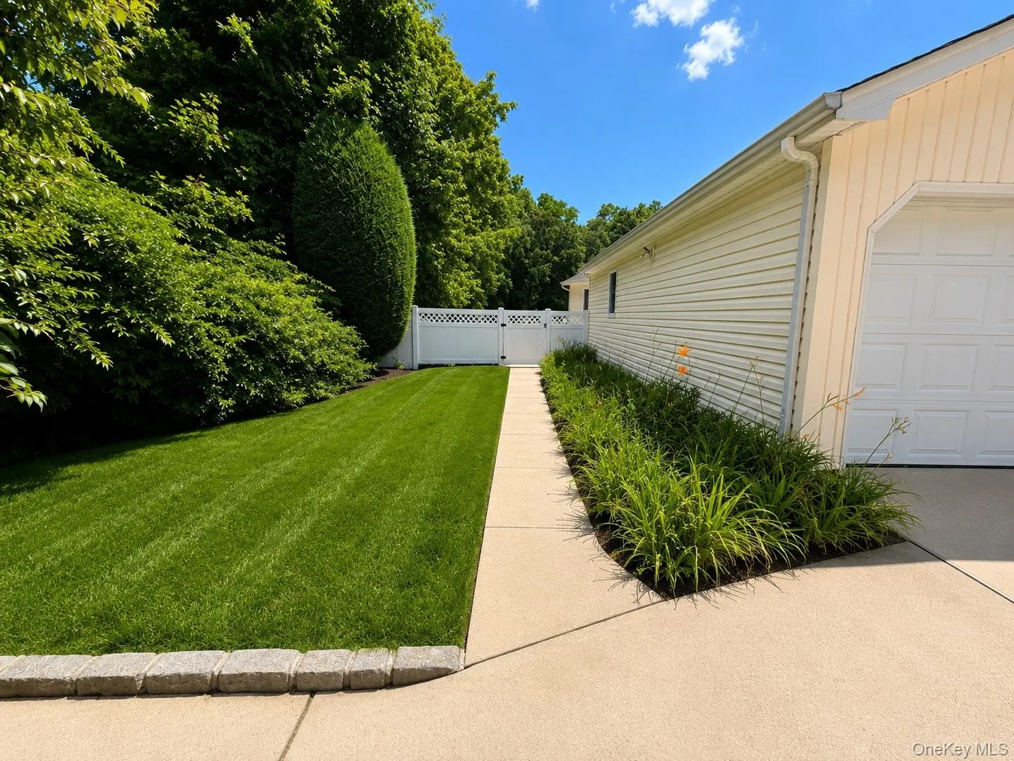 8 Penn Drive, Huntington, NY, 6 Bedrooms Bedrooms, 11 Rooms Rooms,5 BathroomsBathrooms,Residential,For Rent,Penn,0,1022708 8 Penn Drive, Huntington, NY, 6 Bedrooms Bedrooms, 11 Rooms Rooms,5 BathroomsBathrooms,Residential,For Rent,Penn,0,1022708