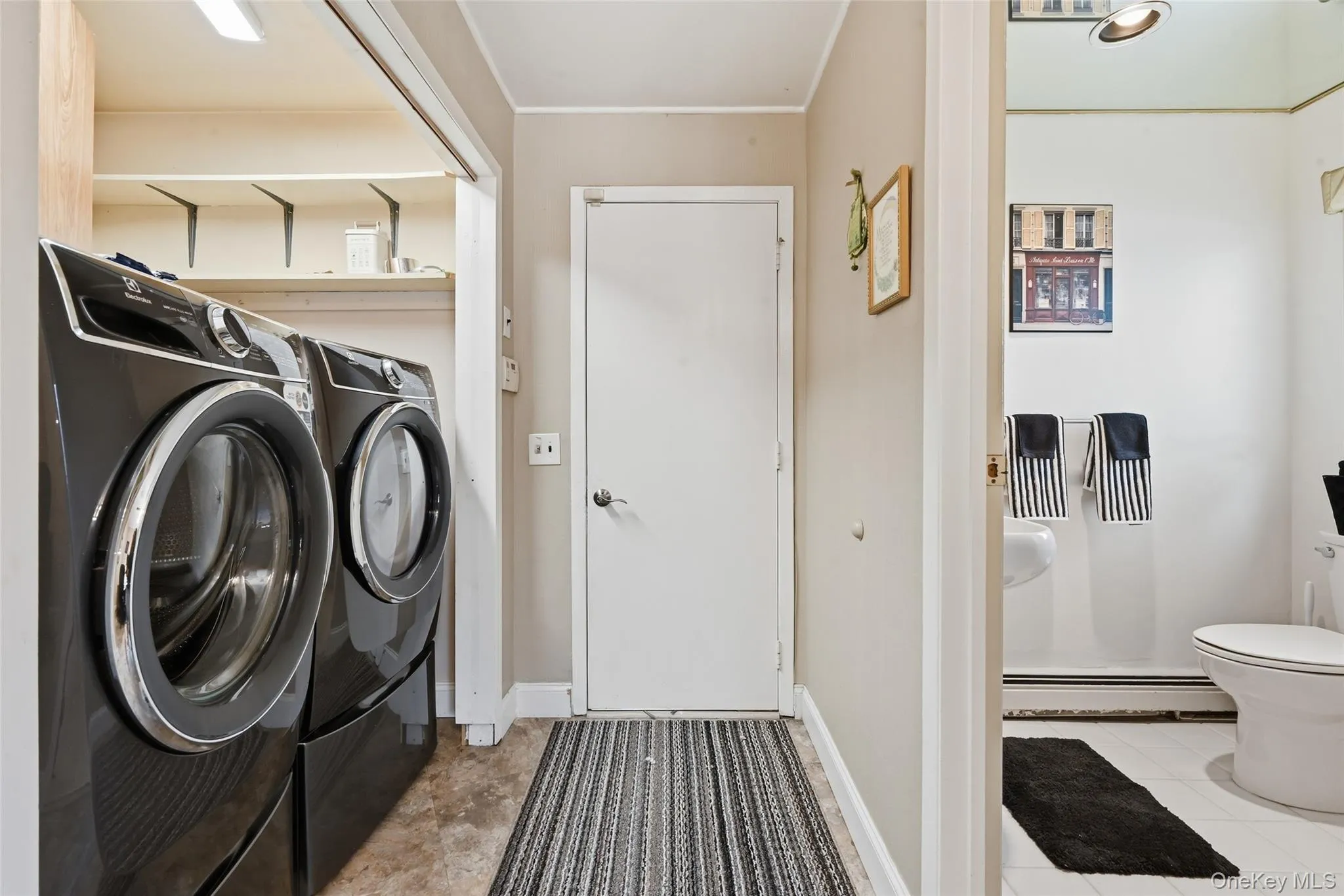 8 Penn Drive, Huntington, NY, 6 Bedrooms Bedrooms, 11 Rooms Rooms,5 BathroomsBathrooms,Residential,For Rent,Penn,0,1022708 8 Penn Drive, Huntington, NY, 6 Bedrooms Bedrooms, 11 Rooms Rooms,5 BathroomsBathrooms,Residential,For Rent,Penn,0,1022708