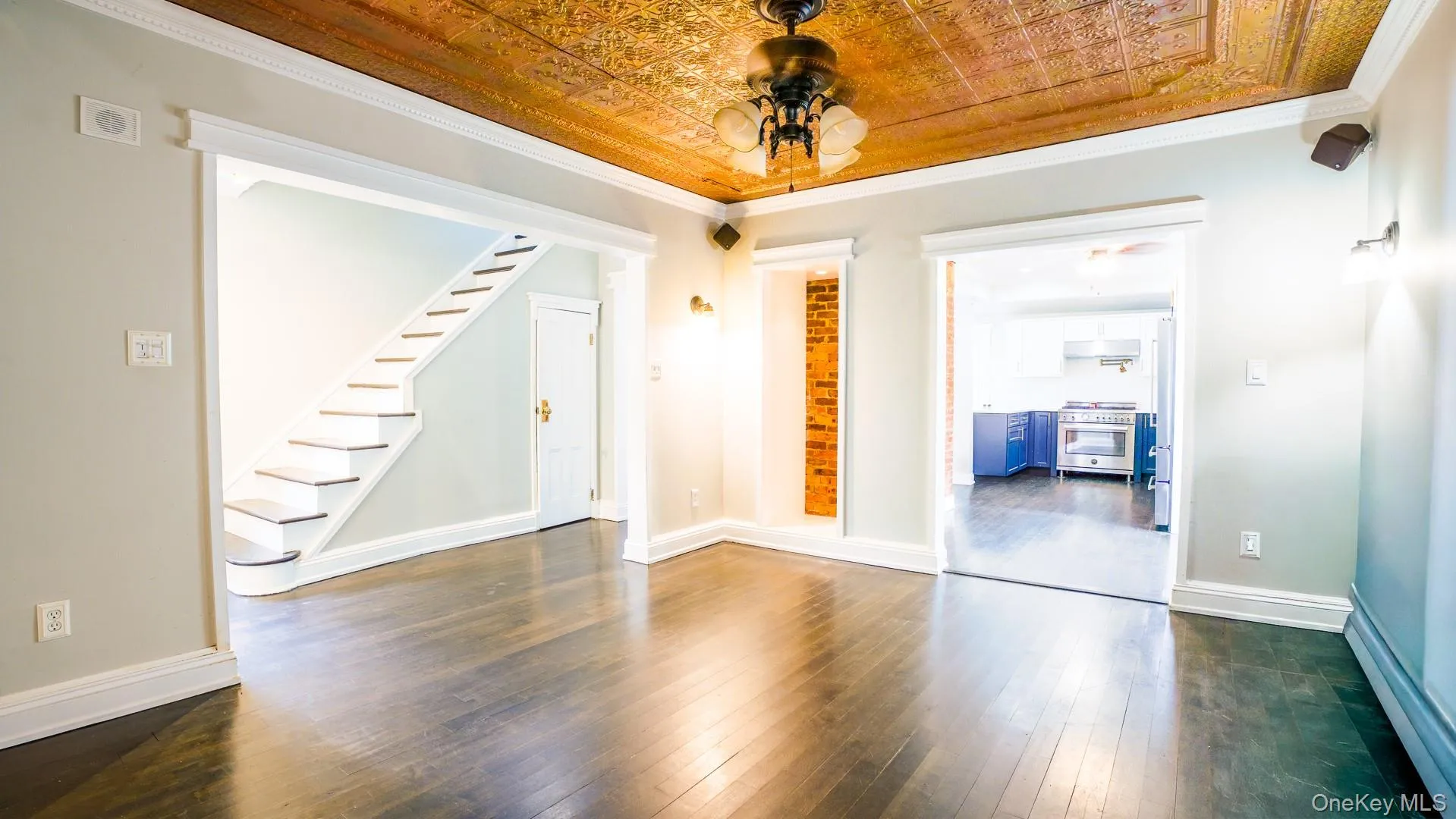 14 Easton Street, Babylon, NY, 3 Bedrooms Bedrooms, 7 Rooms Rooms,1 BathroomBathrooms,Residential,For Rent,Easton,0,1022710 14 Easton Street, Babylon, NY, 3 Bedrooms Bedrooms, 7 Rooms Rooms,1 BathroomBathrooms,Residential,For Rent,Easton,0,1022710