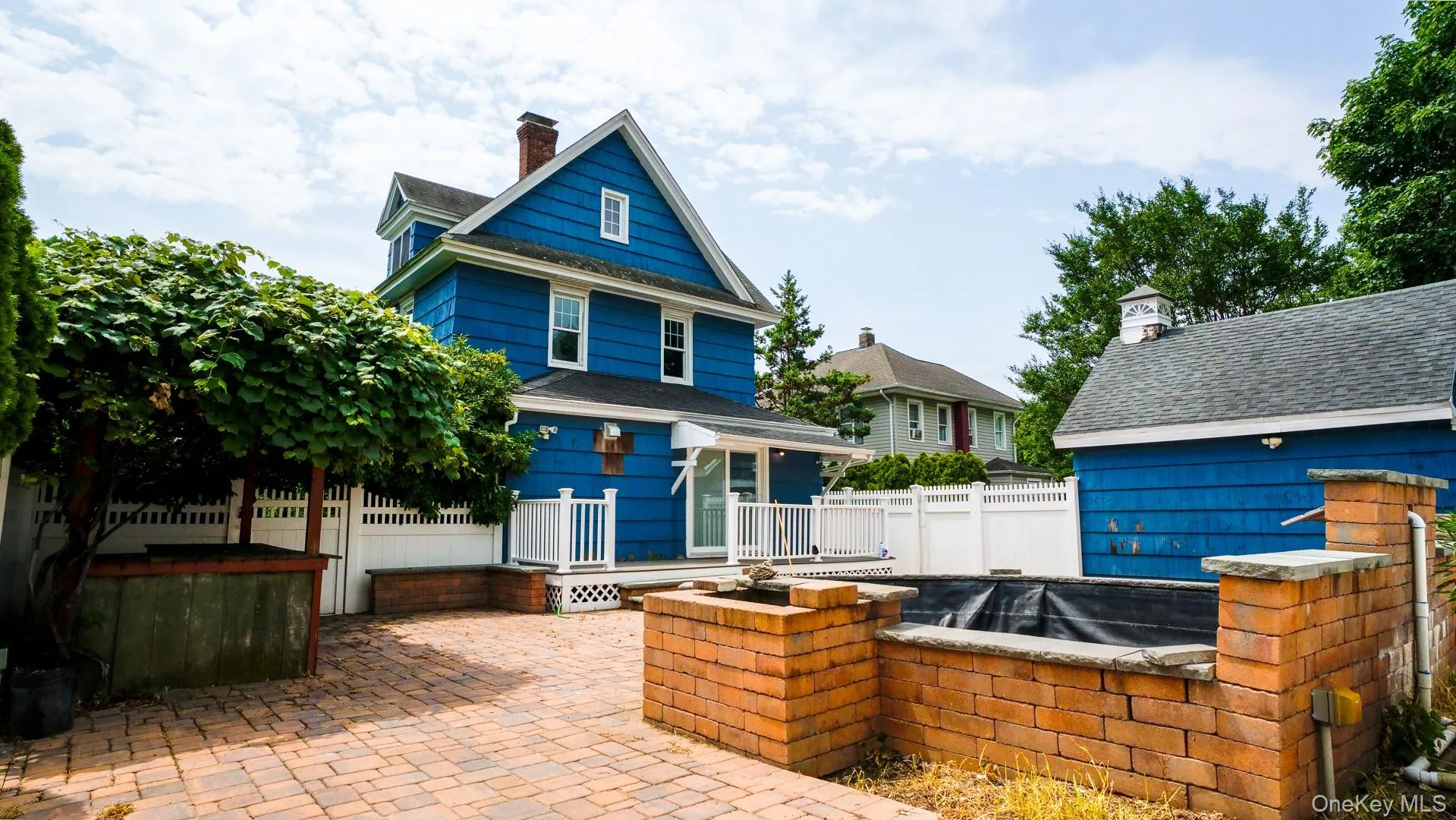 14 Easton Street, Babylon, NY, 3 Bedrooms Bedrooms, 7 Rooms Rooms,1 BathroomBathrooms,Residential,For Rent,Easton,0,1022710 14 Easton Street, Babylon, NY, 3 Bedrooms Bedrooms, 7 Rooms Rooms,1 BathroomBathrooms,Residential,For Rent,Easton,0,1022710